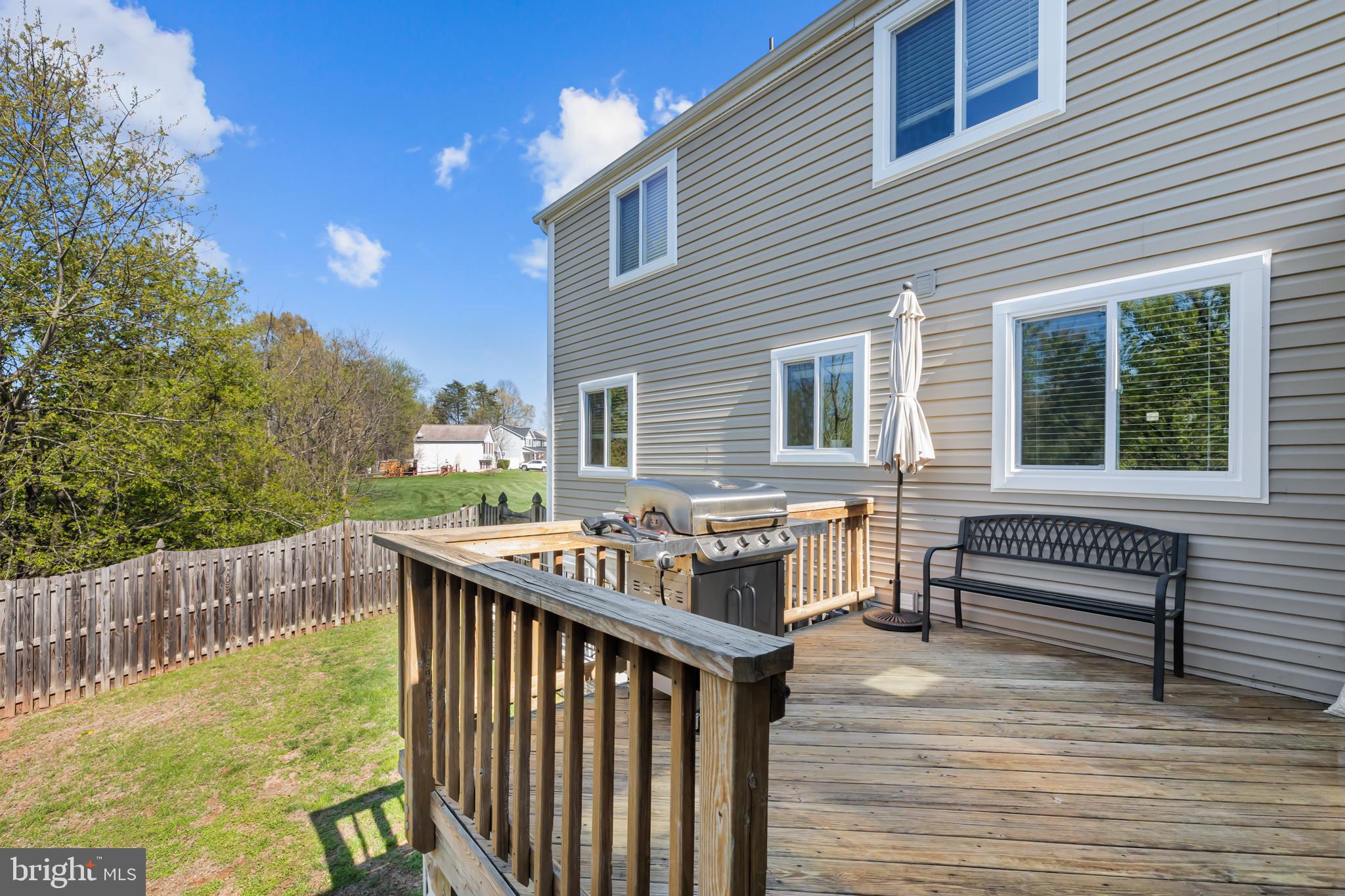 SENECA CHASE - Residential