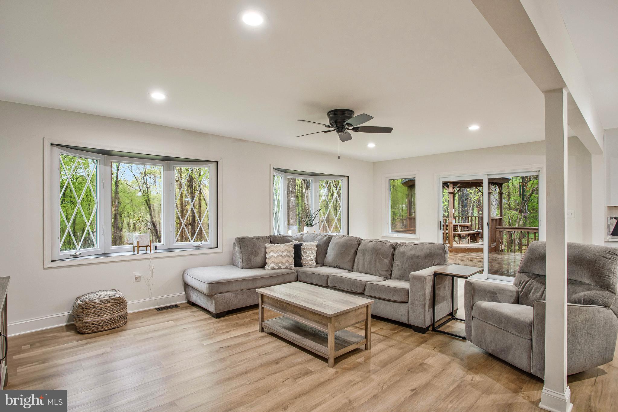 THE MEADOWS - Residential