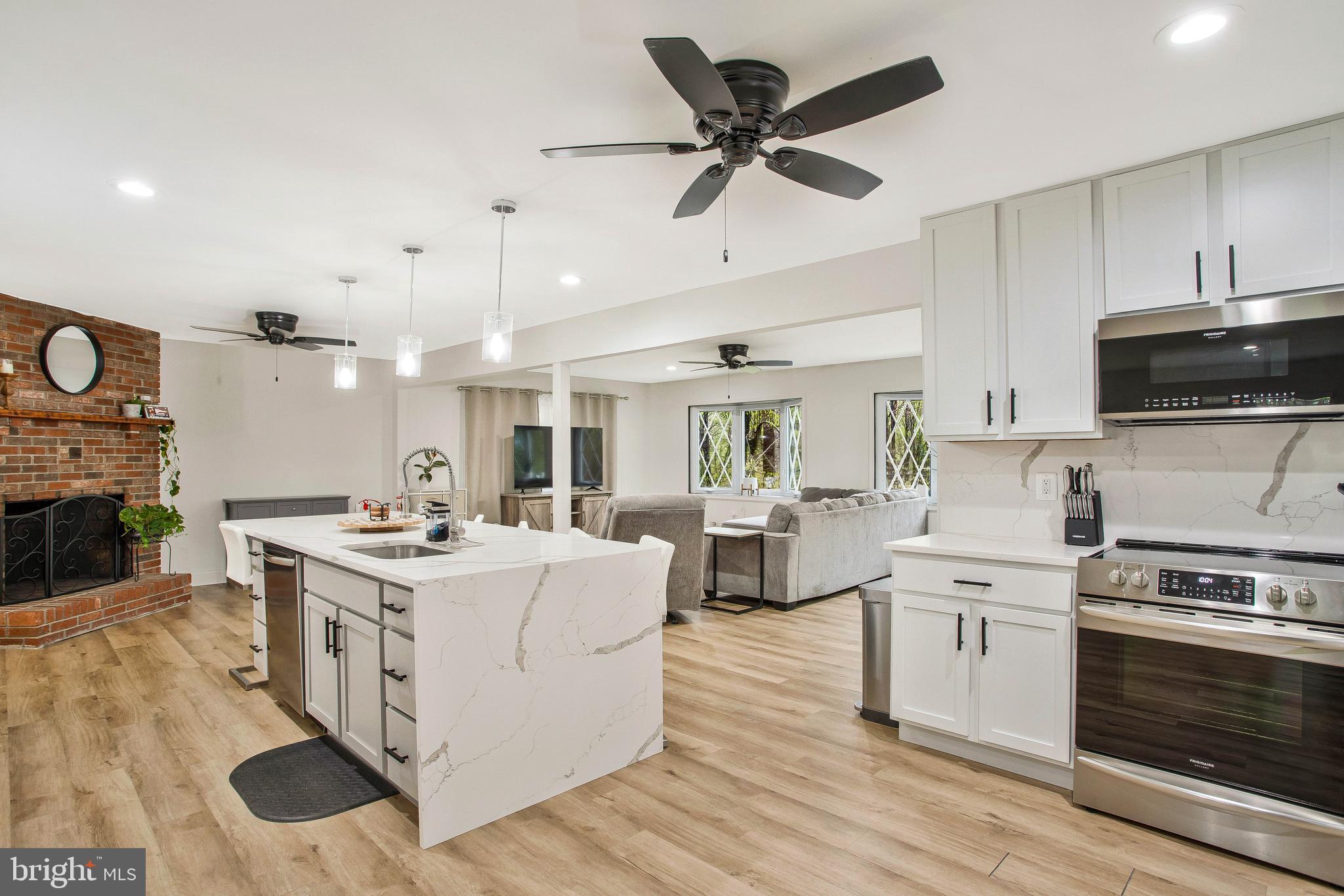 THE MEADOWS - Residential