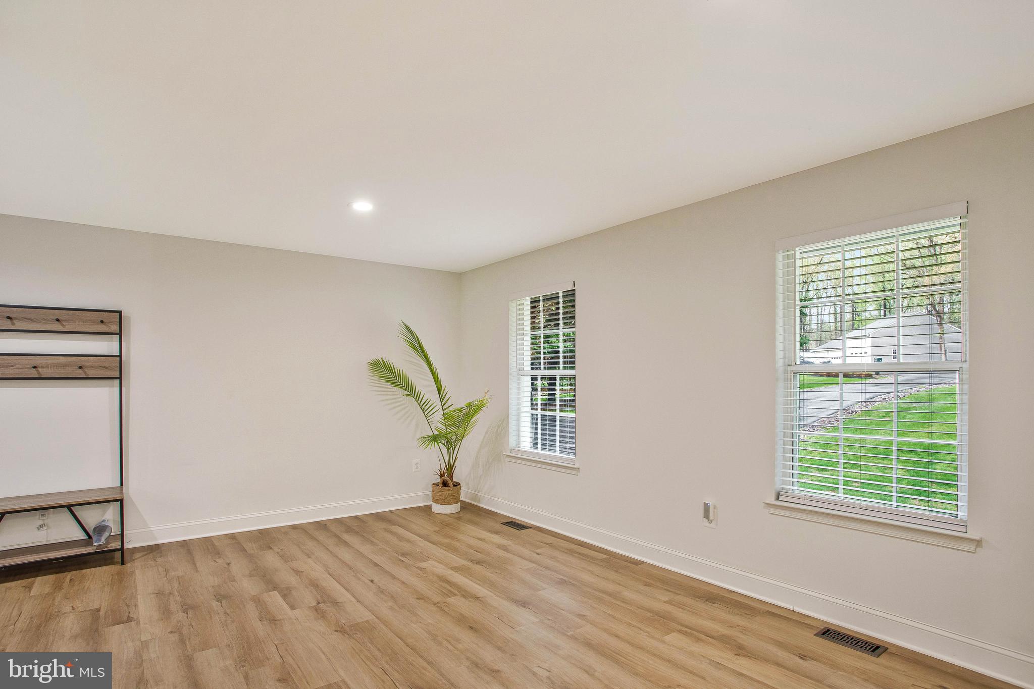 THE MEADOWS - Residential