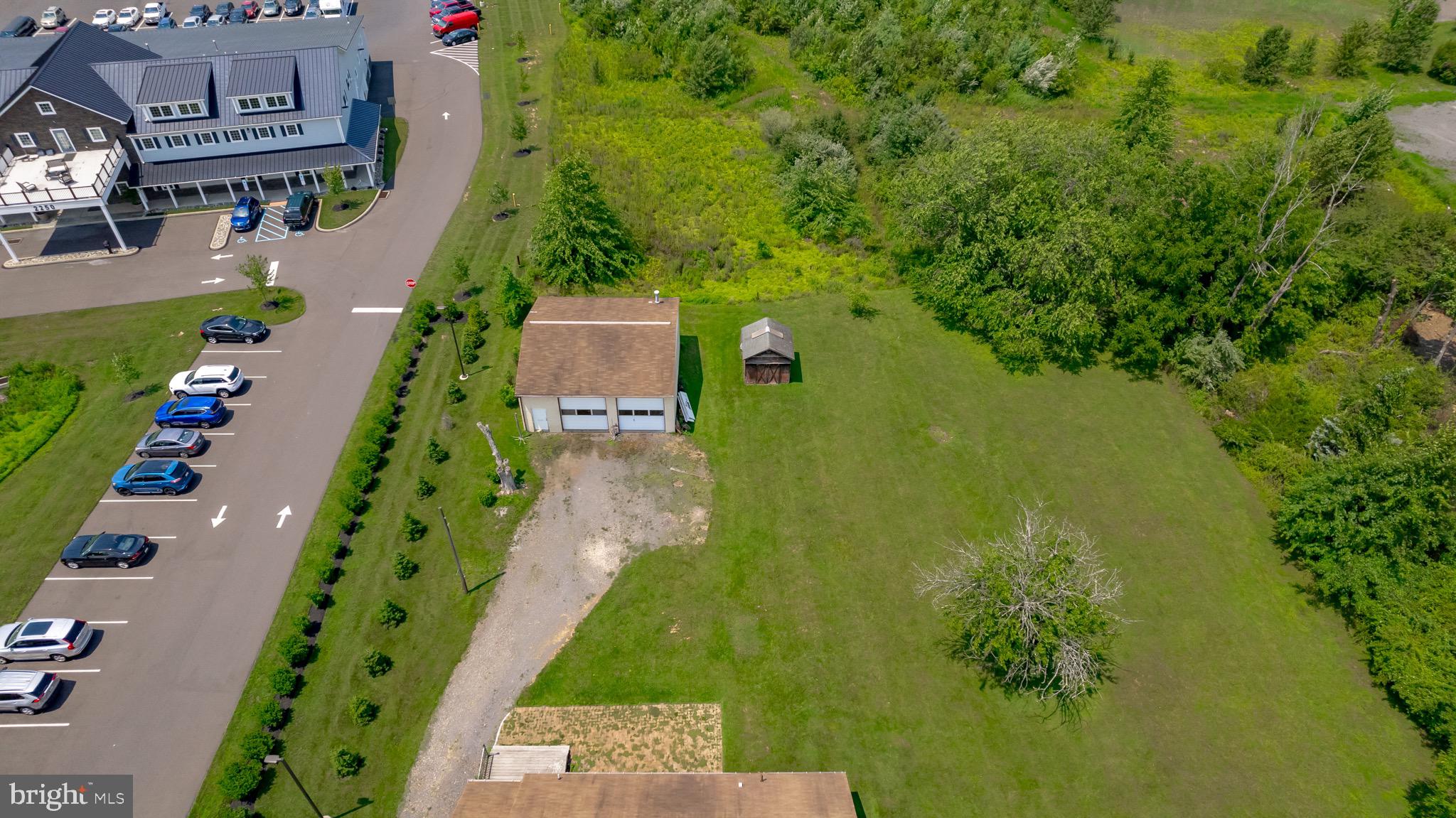 000 - Commercial Sale