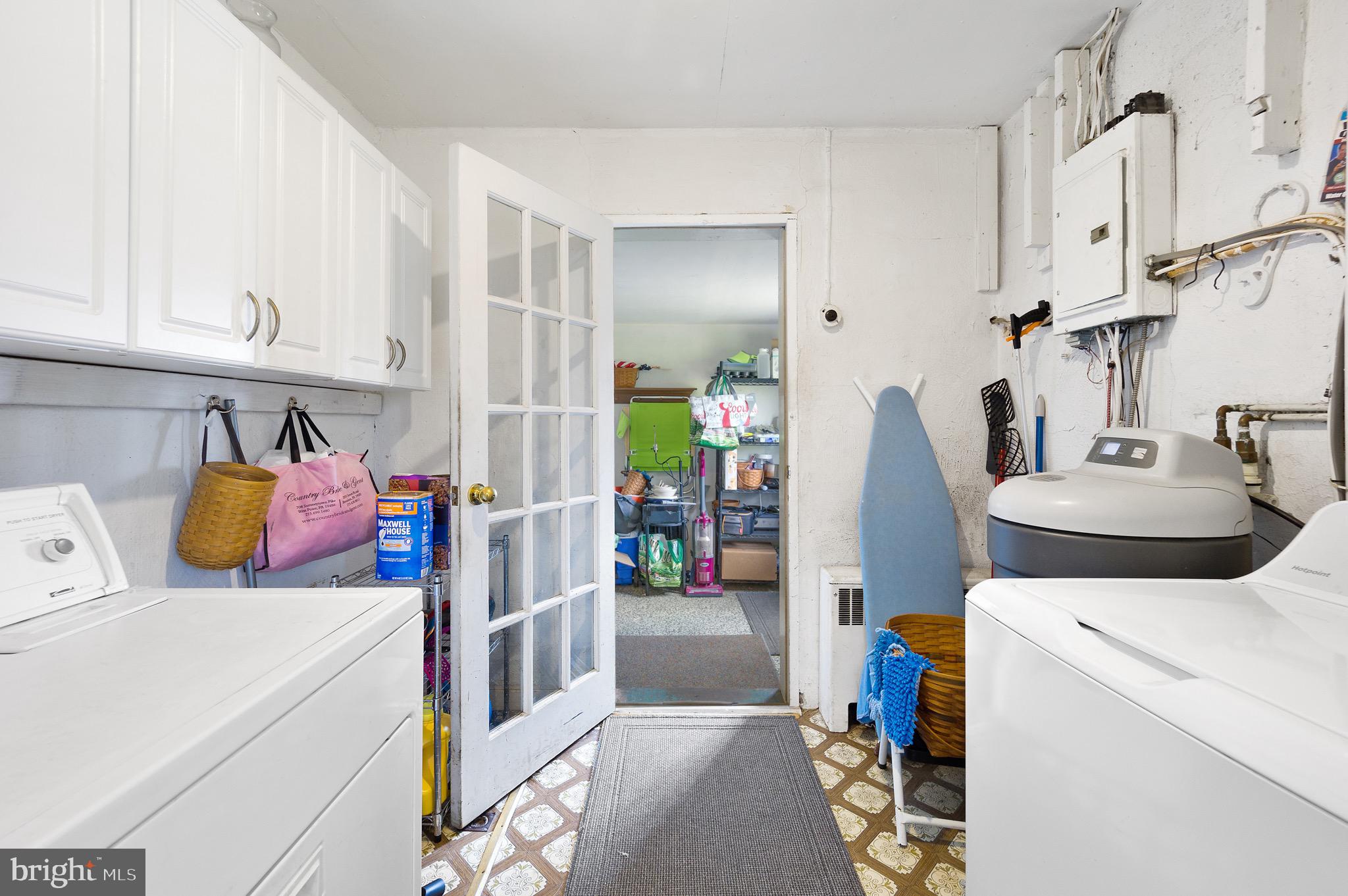 000 - Commercial Sale