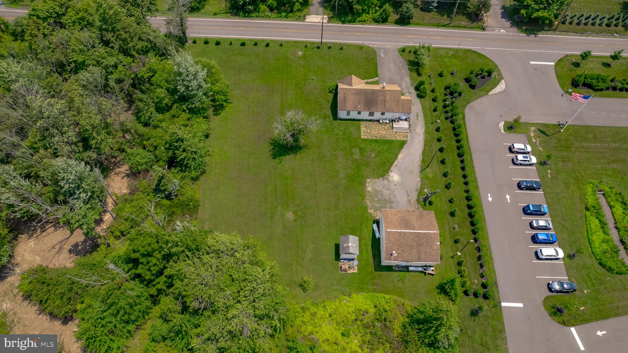 000 - Commercial Sale