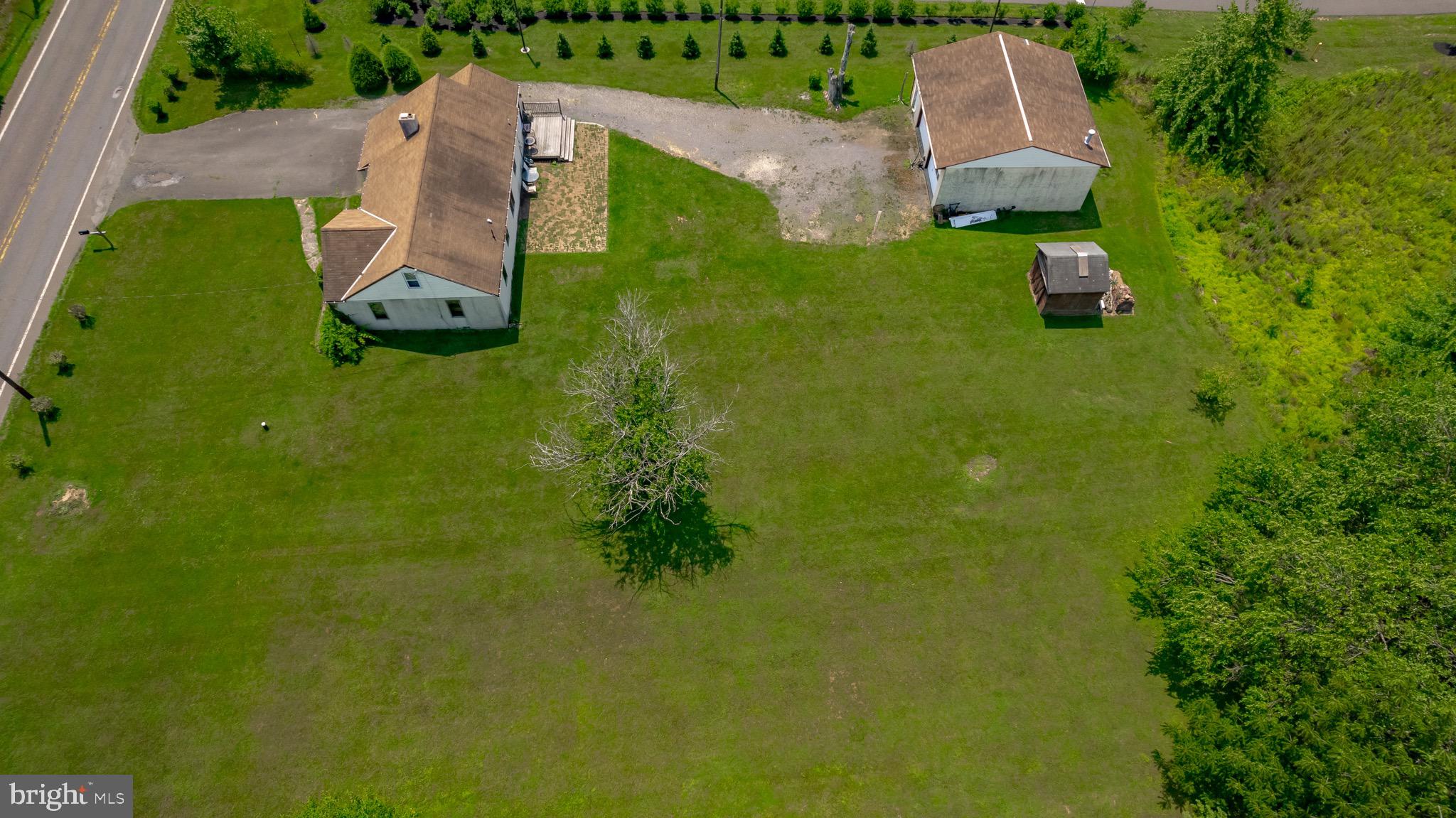 000 - Commercial Sale