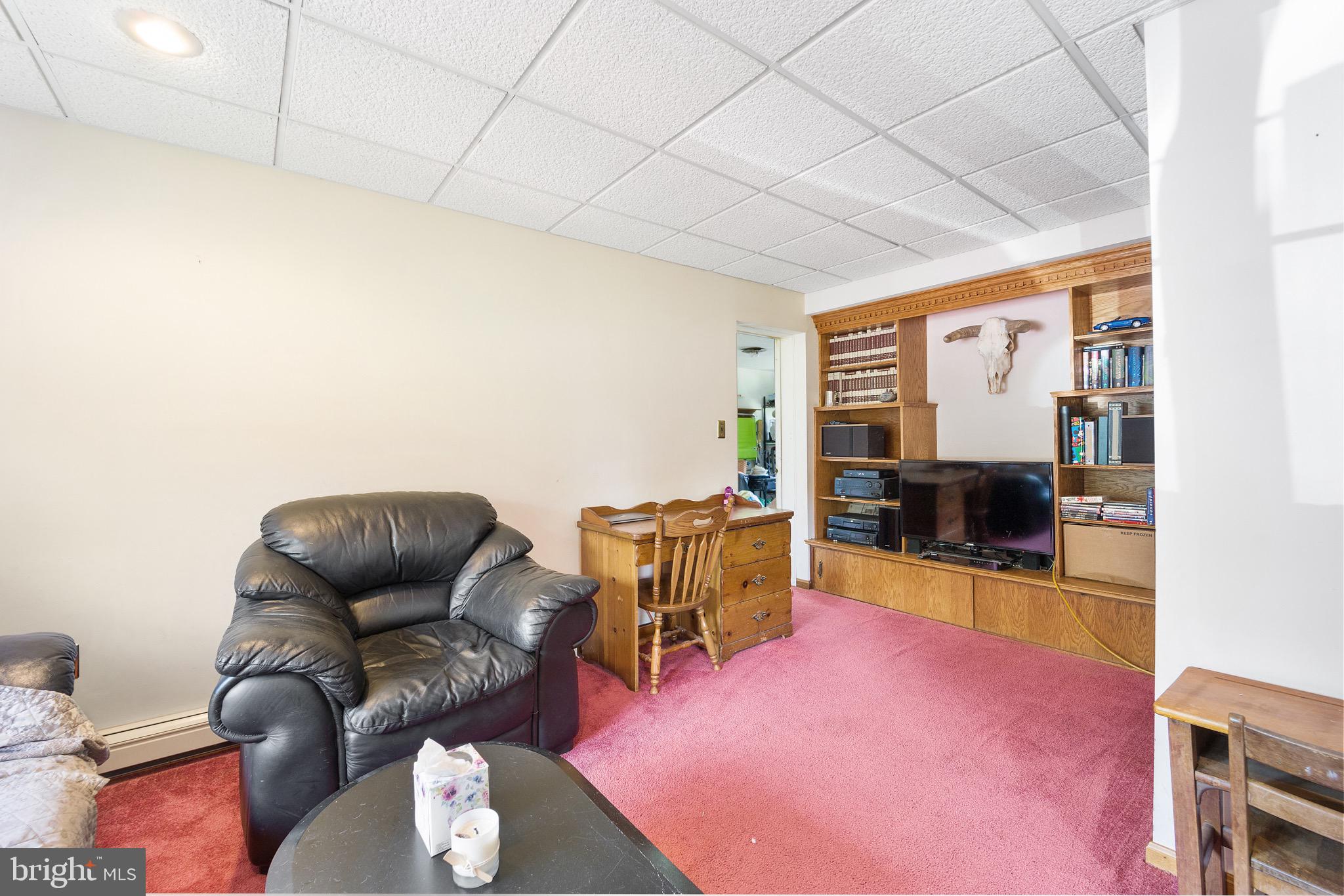 000 - Commercial Sale