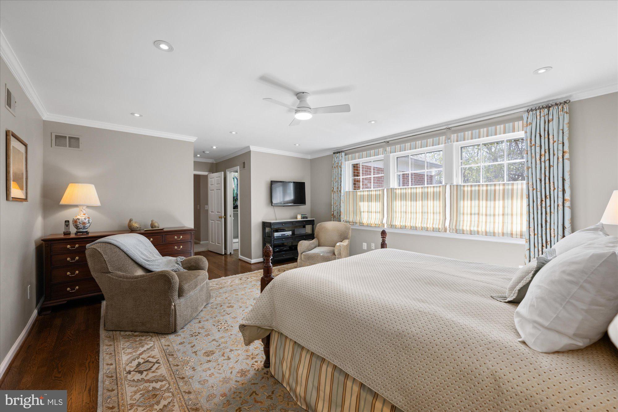 POTOMAC MANOR - Residential