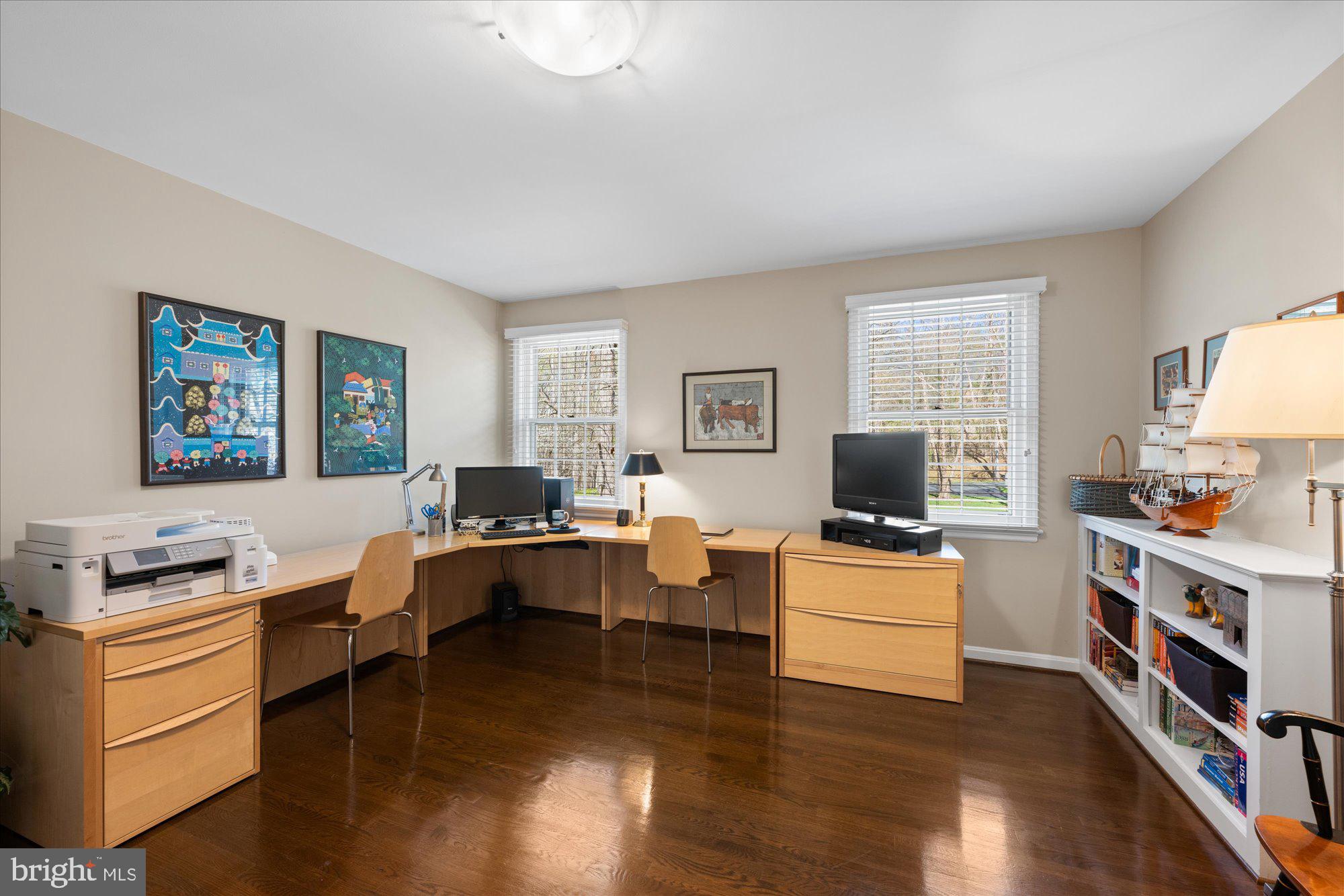 POTOMAC MANOR - Residential