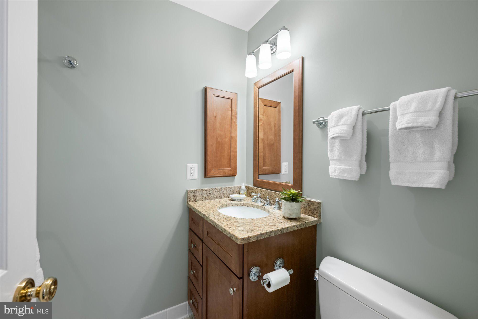 POTOMAC MANOR - Residential