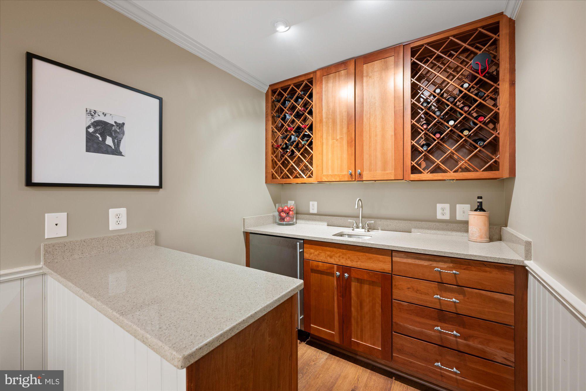 POTOMAC MANOR - Residential