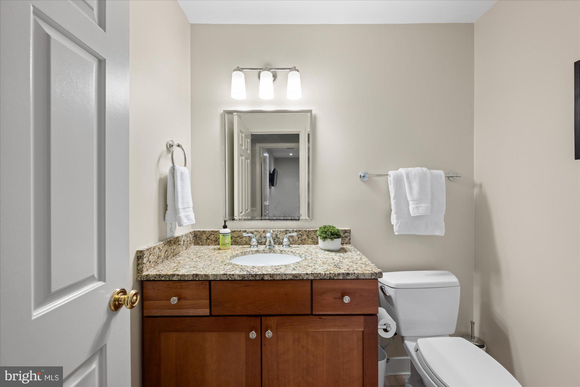 POTOMAC MANOR - Residential