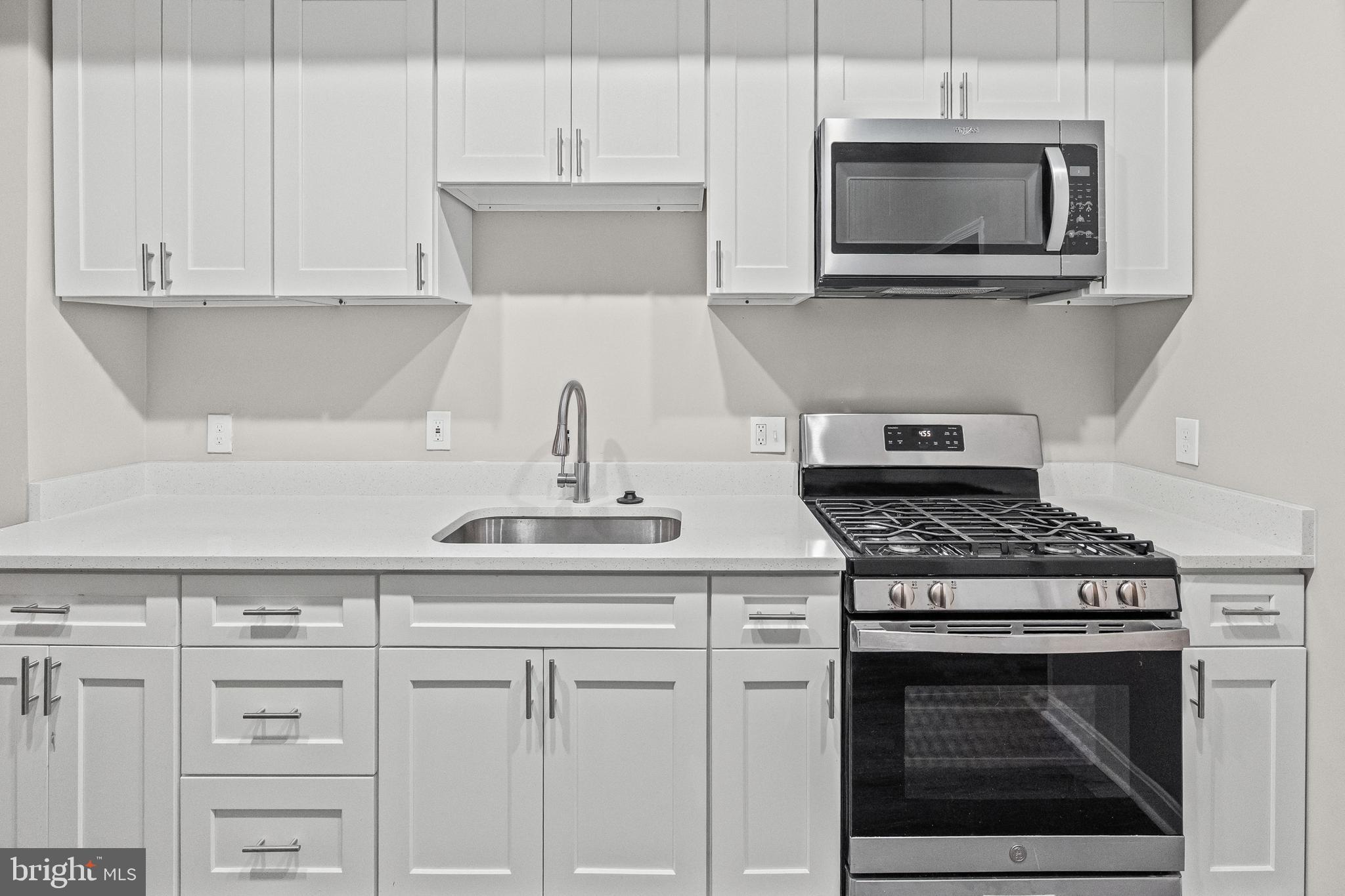 BROADWAY EAST - Residential