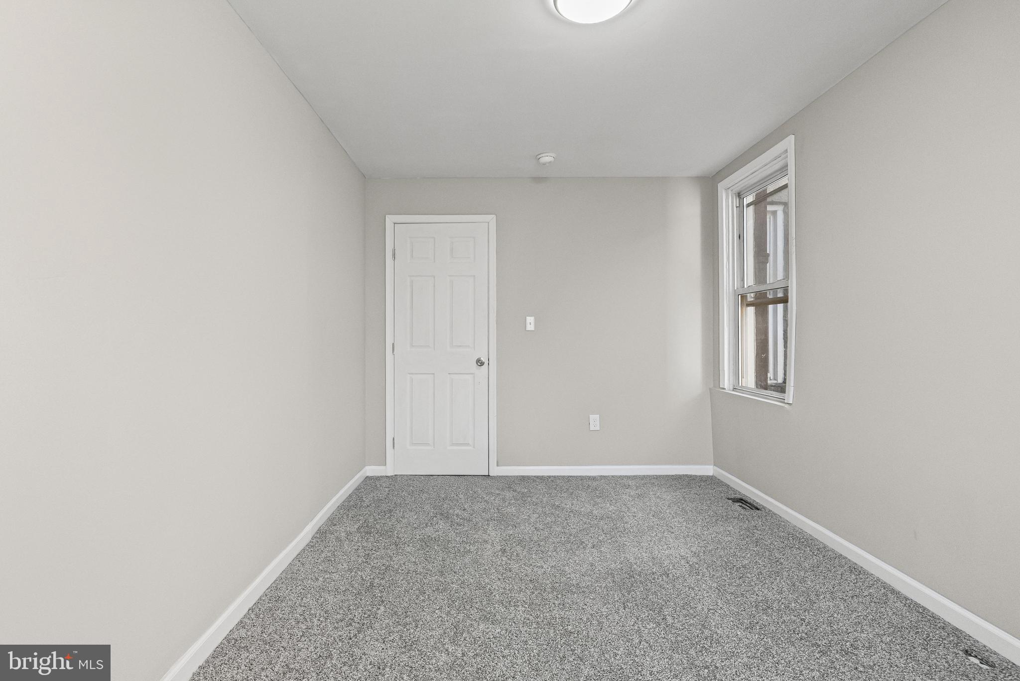 BROADWAY EAST - Residential