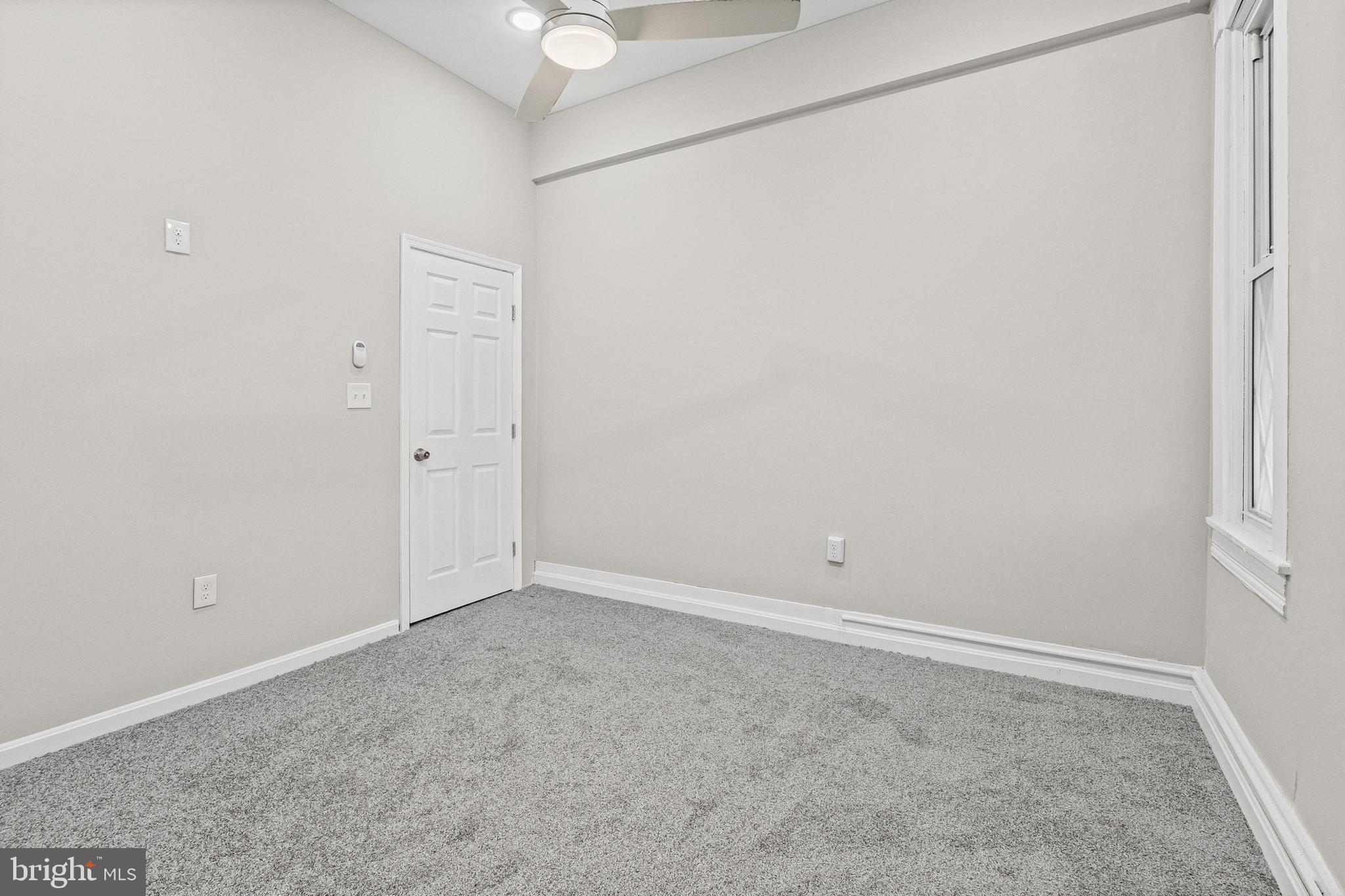 BROADWAY EAST - Residential