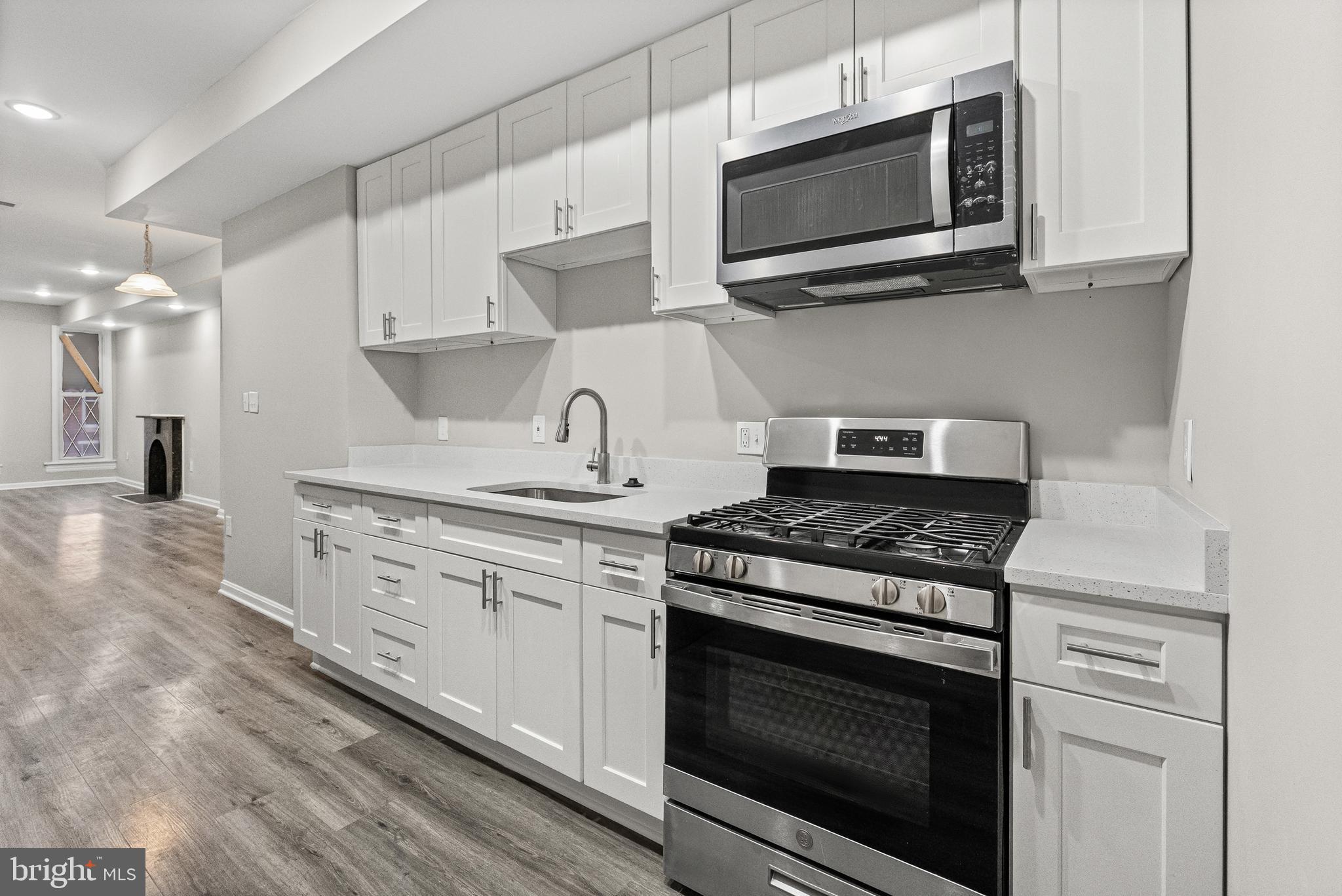 BROADWAY EAST - Residential