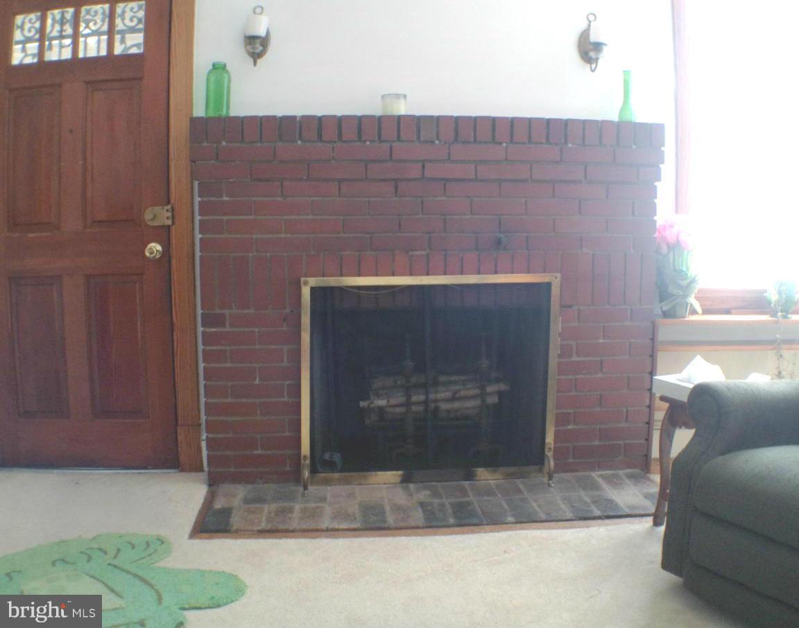 HILLCREST - Residential