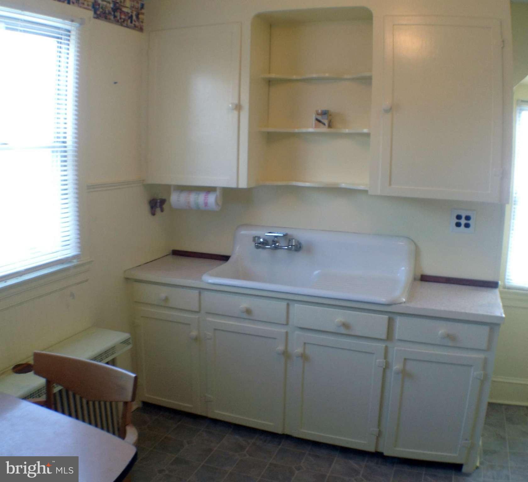 HILLCREST - Residential