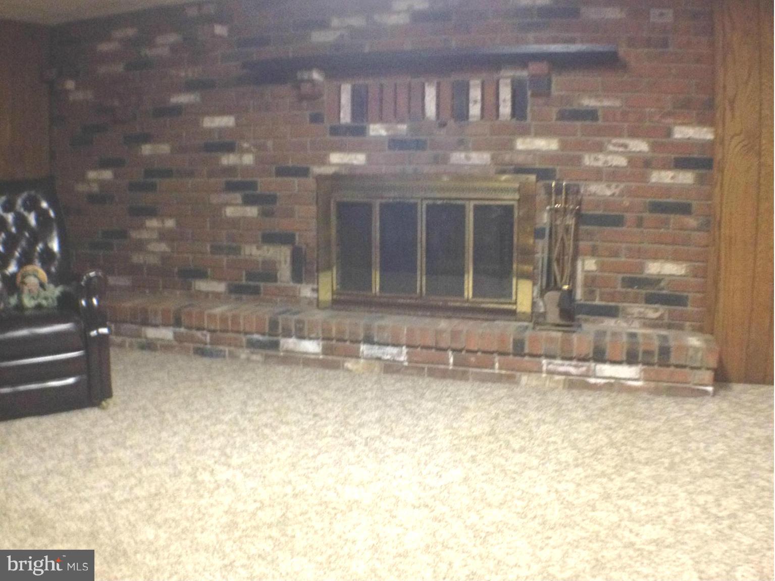 HILLCREST - Residential