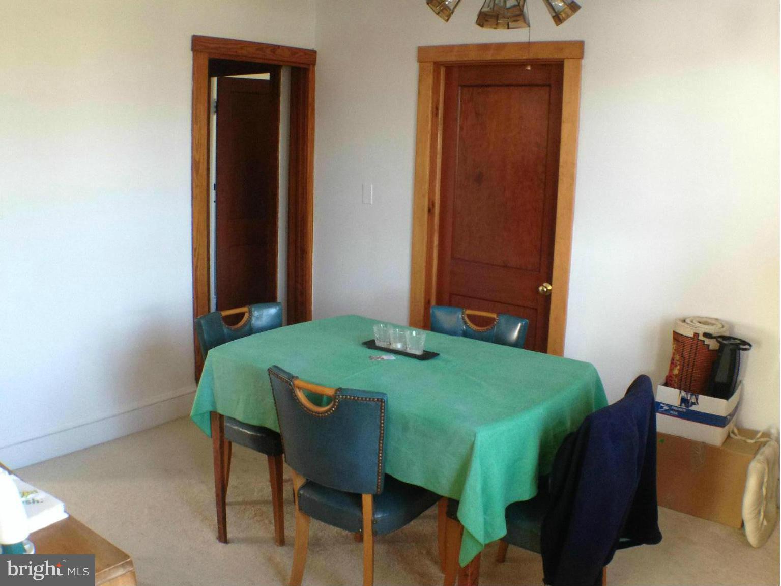 HILLCREST - Residential