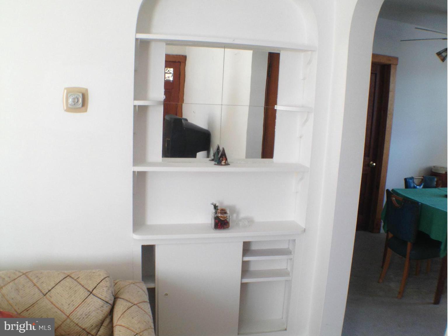 HILLCREST - Residential