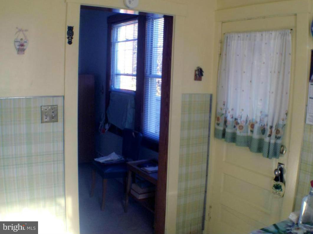 HILLCREST - Residential