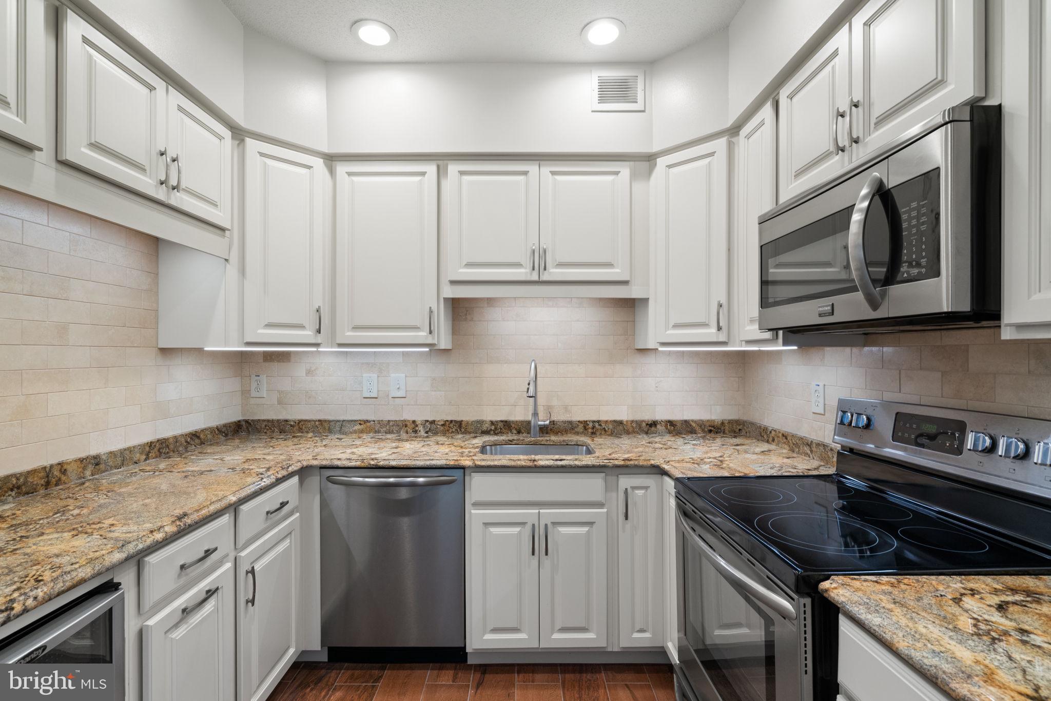 CRYSTAL PARK S - Residential Lease