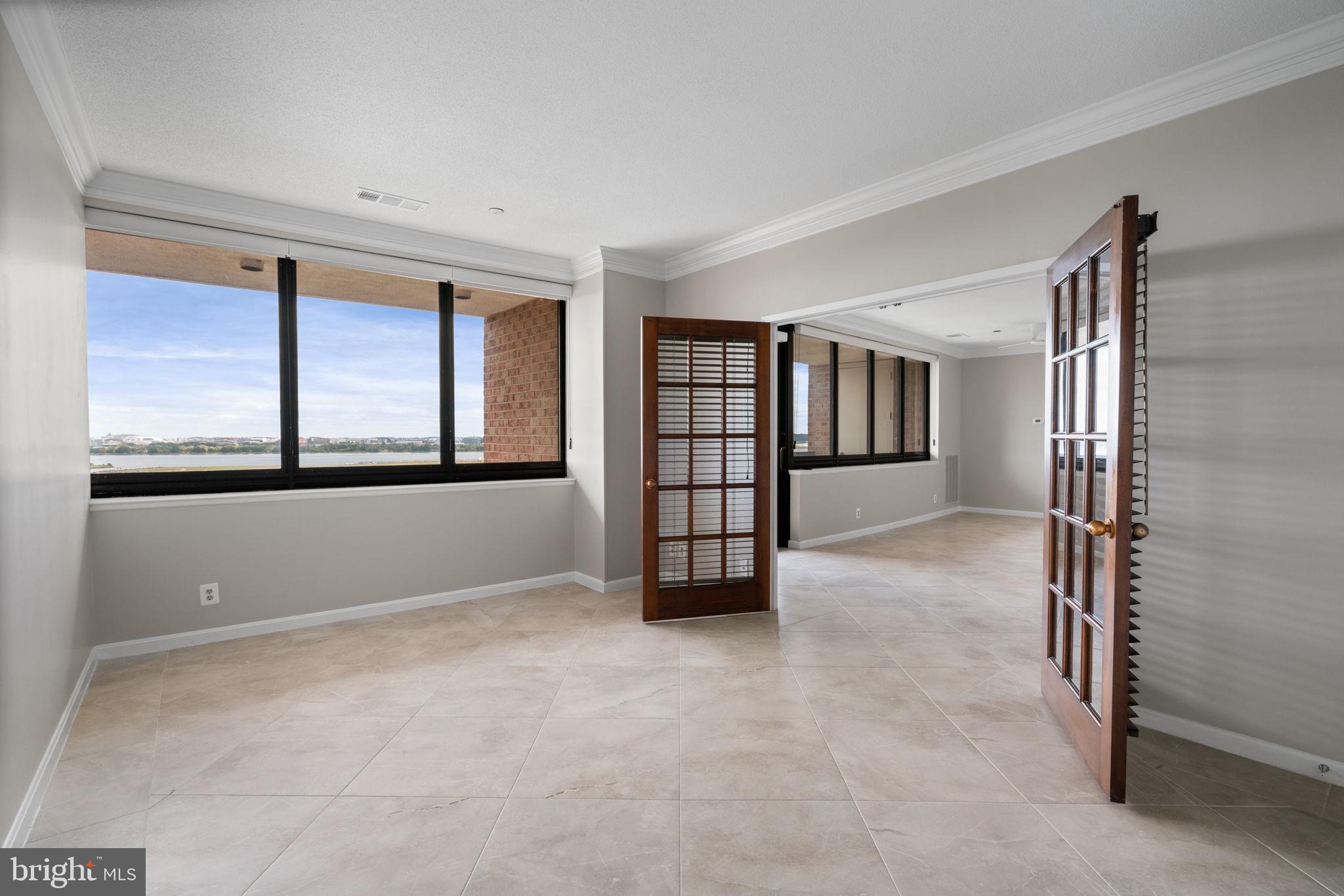 CRYSTAL PARK S - Residential Lease