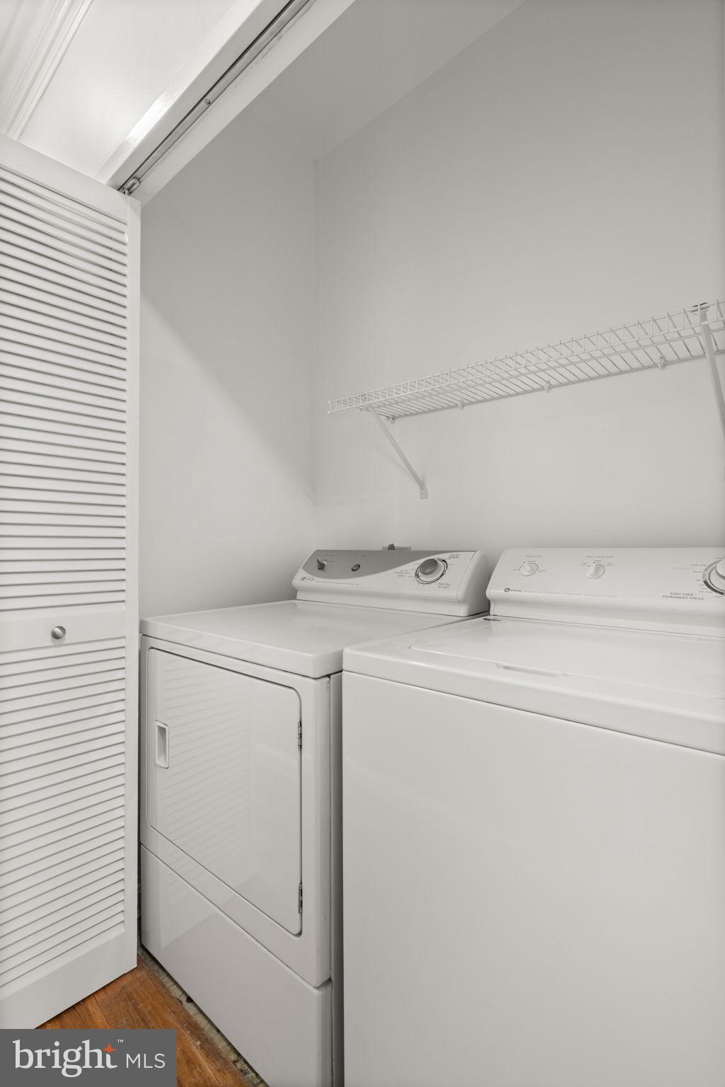 CRYSTAL PARK S - Residential Lease