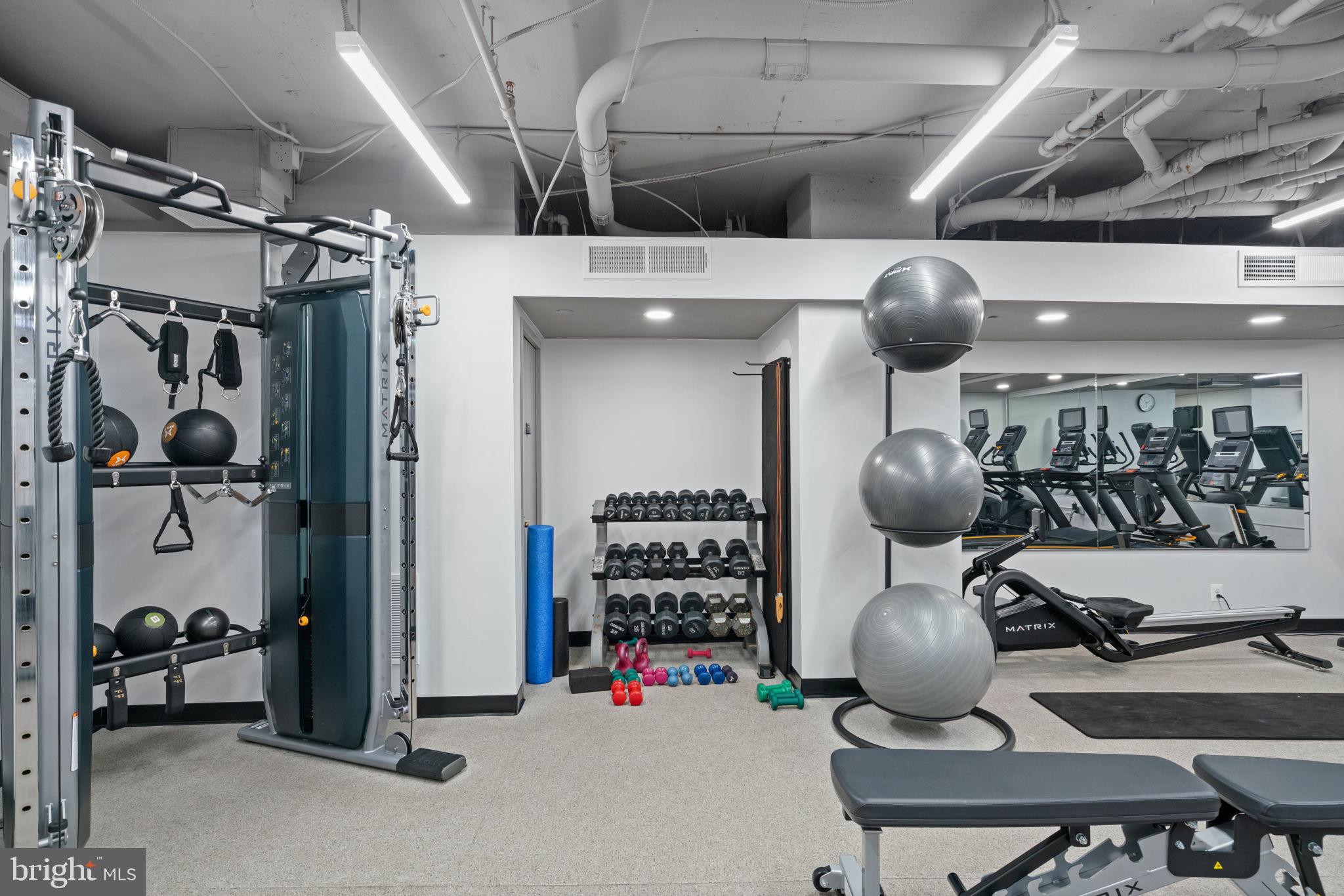 CRYSTAL PARK S - Residential Lease