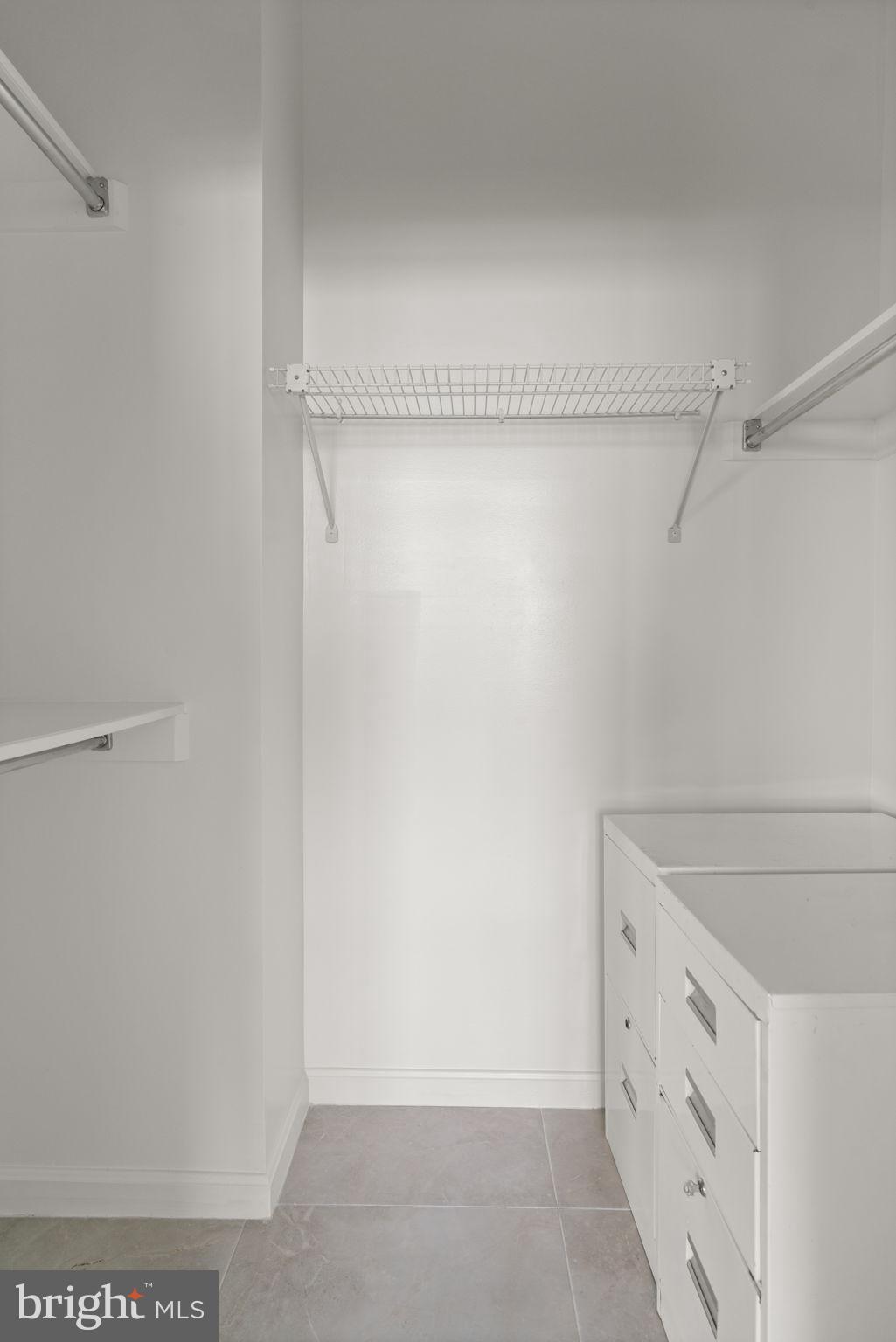 CRYSTAL PARK S - Residential Lease