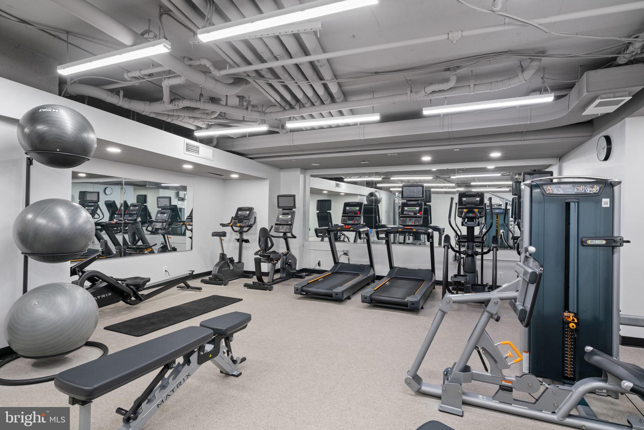 CRYSTAL PARK S - Residential Lease