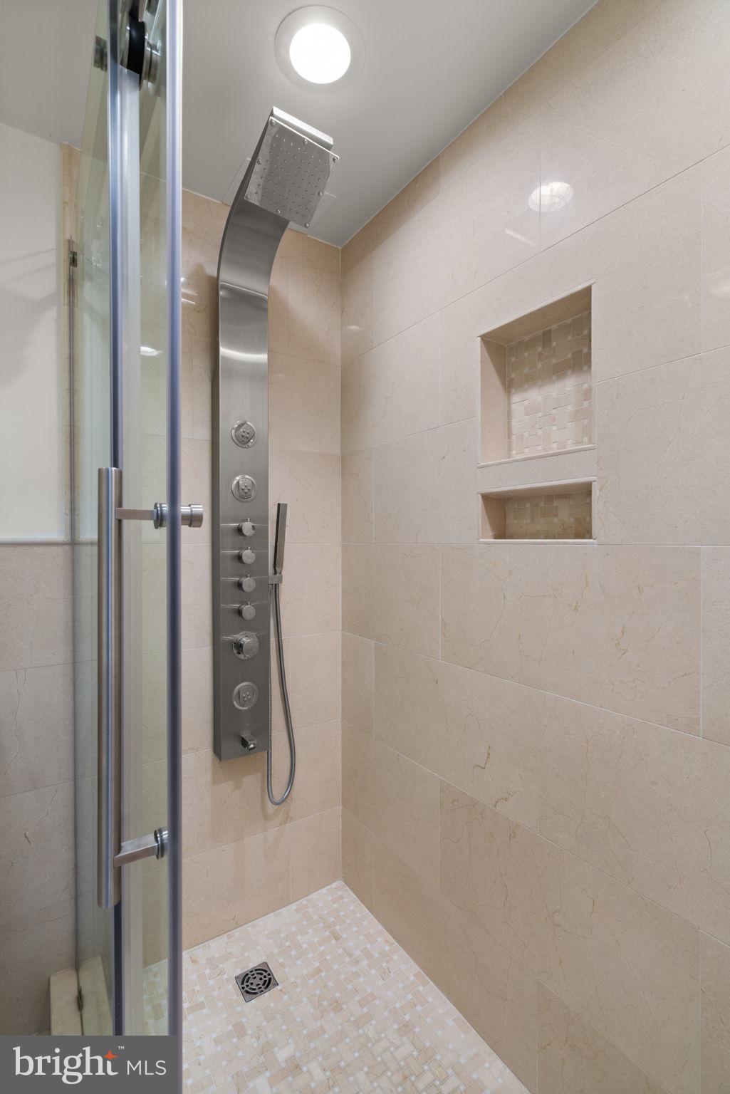 CRYSTAL PARK S - Residential Lease