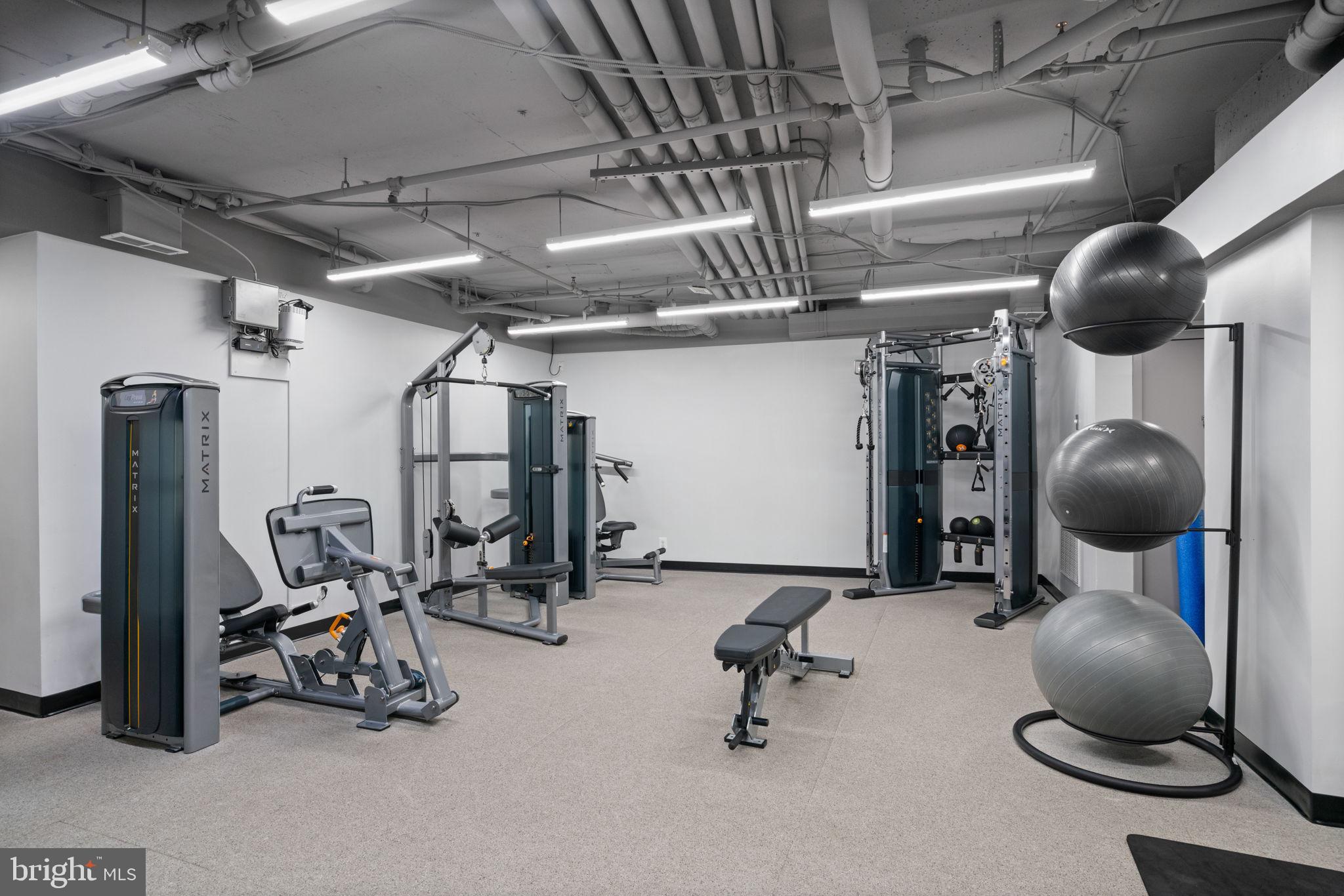 CRYSTAL PARK S - Residential Lease