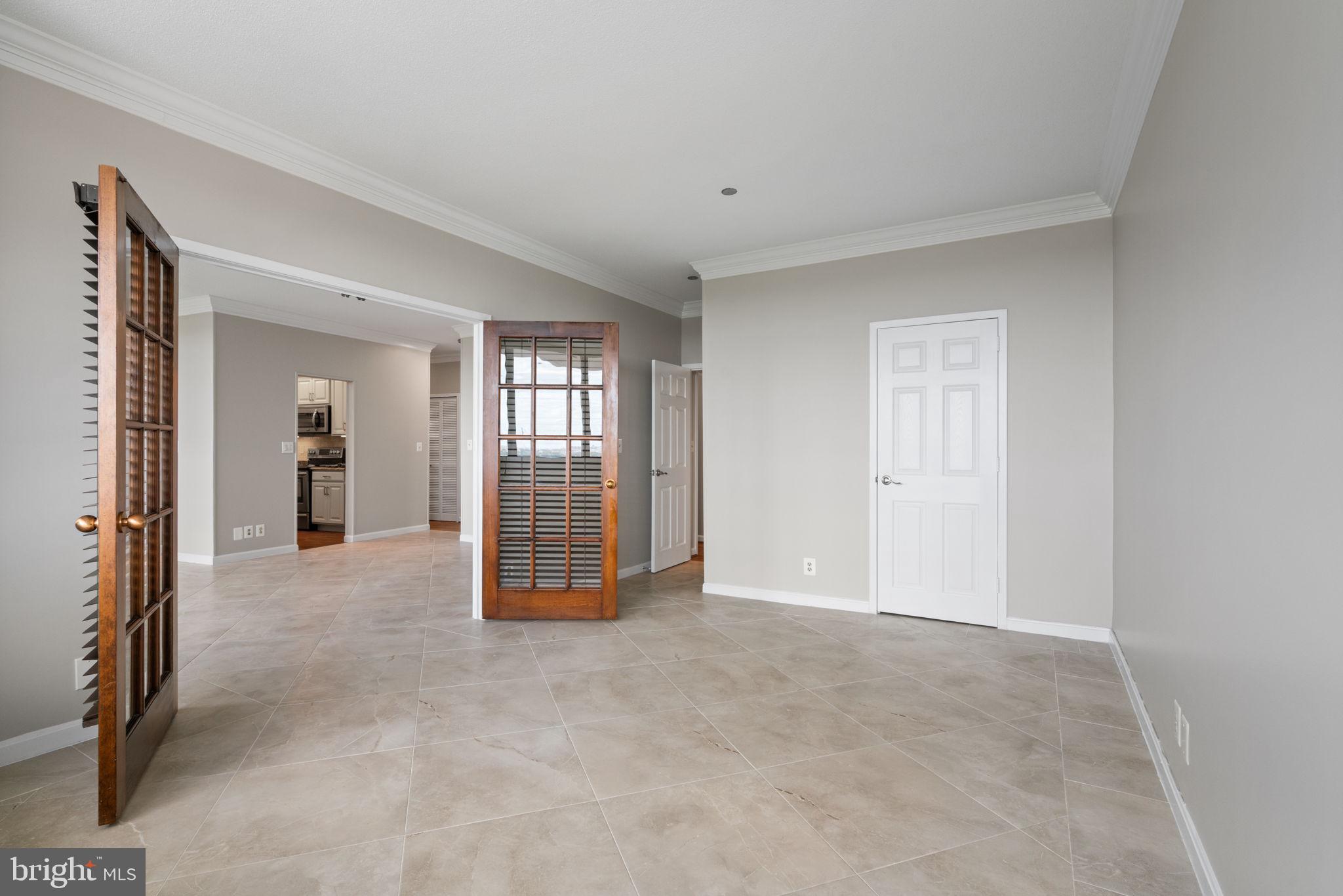 CRYSTAL PARK S - Residential Lease