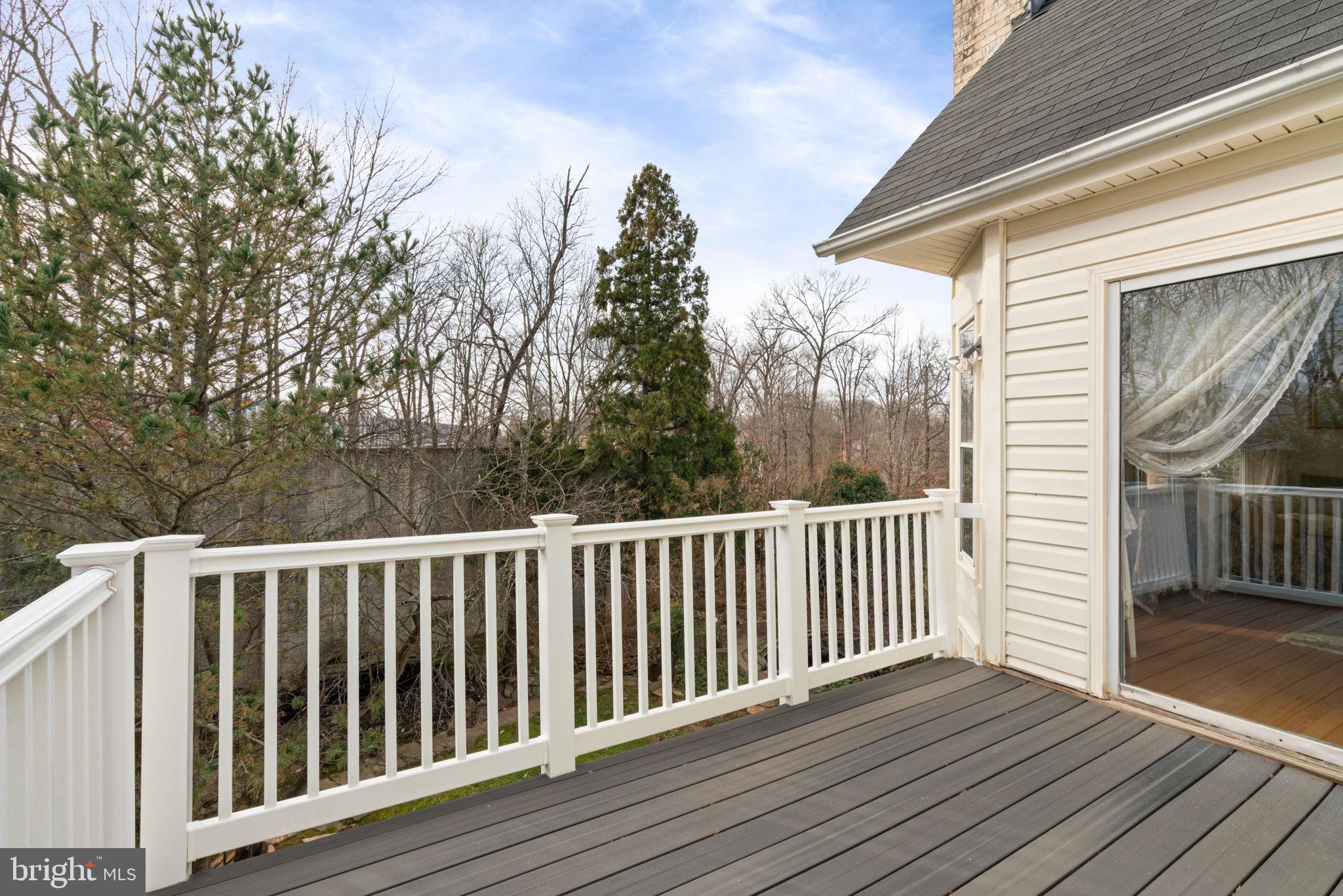 FOX MEADOW - Residential