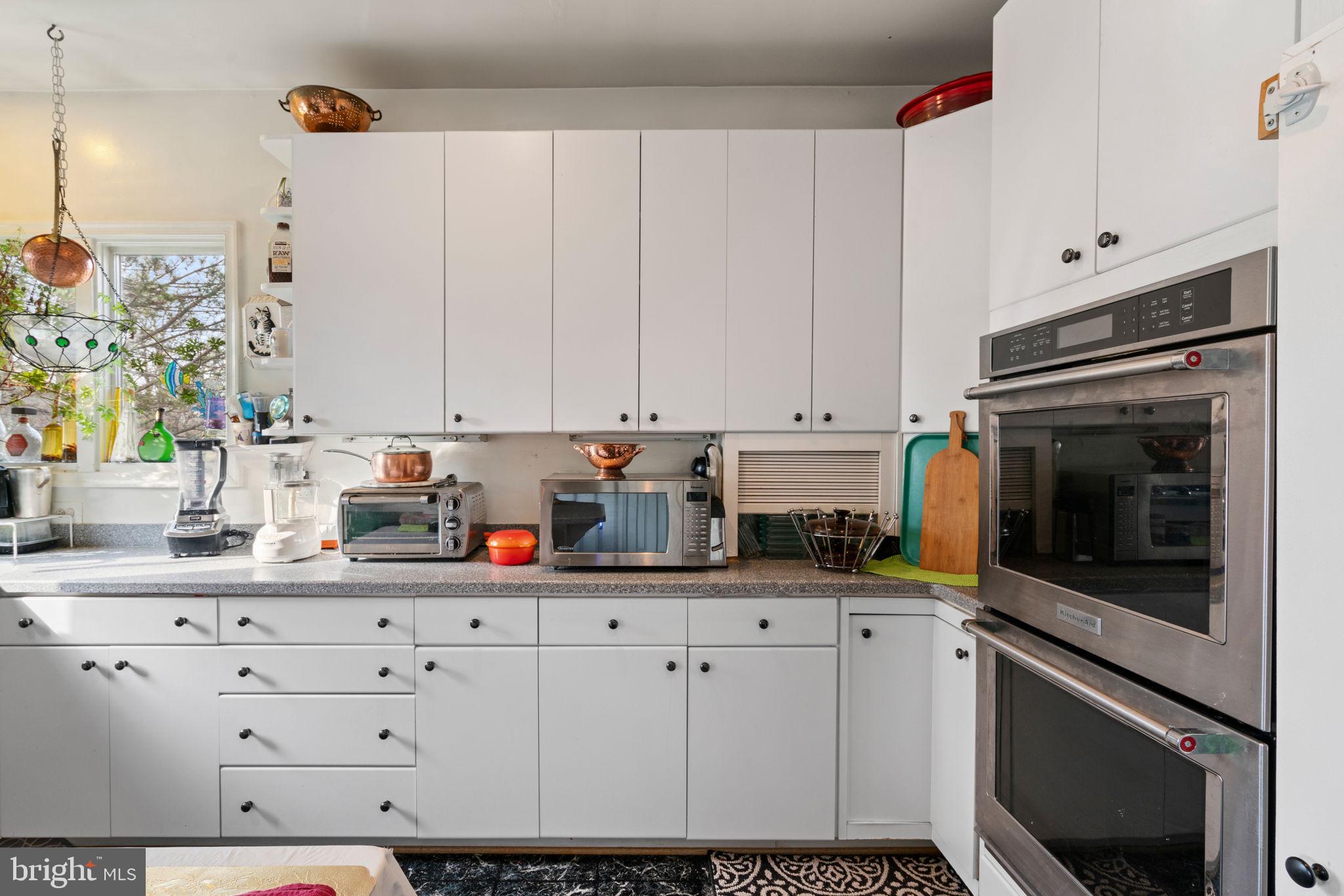 FOX MEADOW - Residential