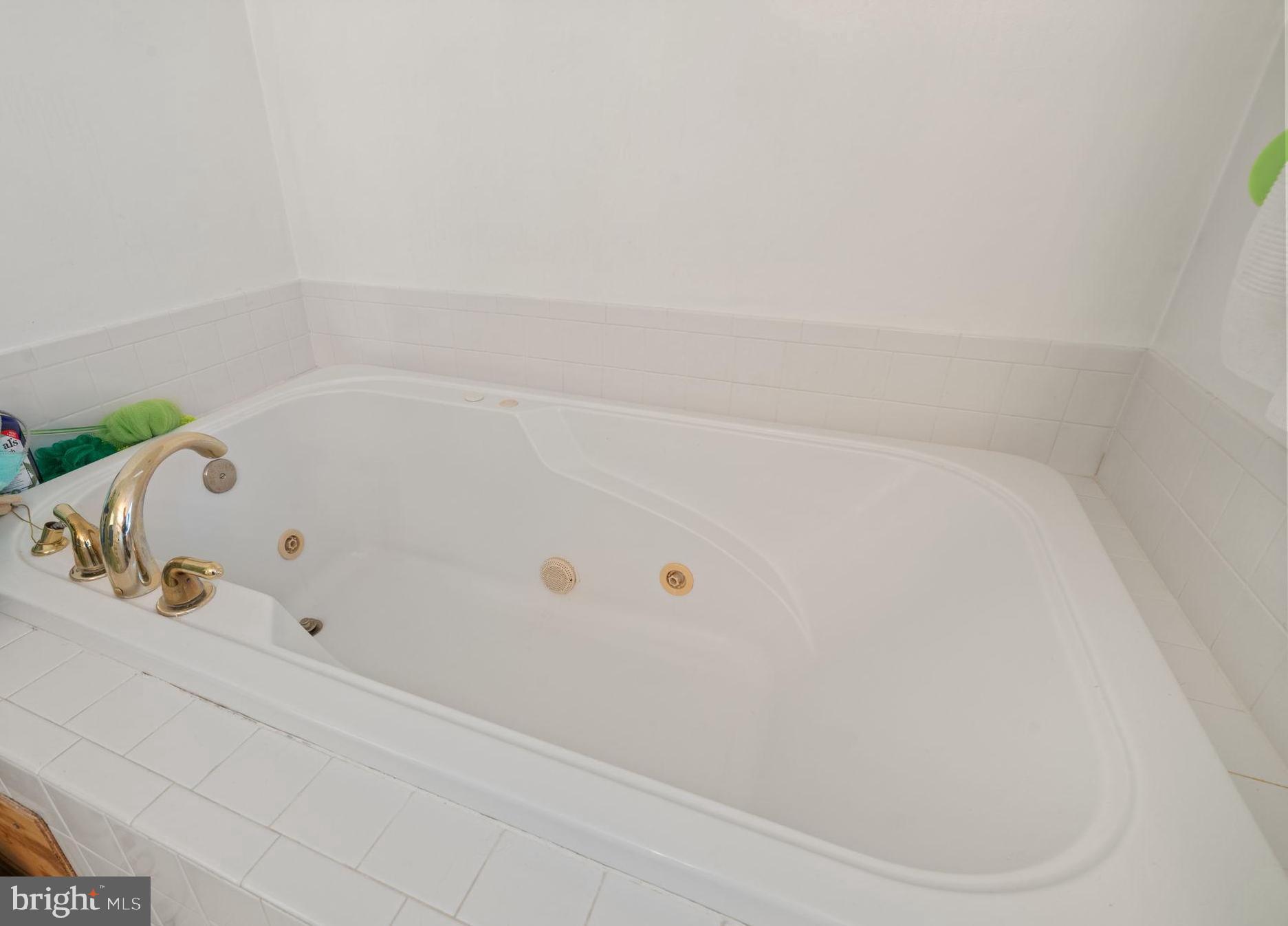 FOX MEADOW - Residential