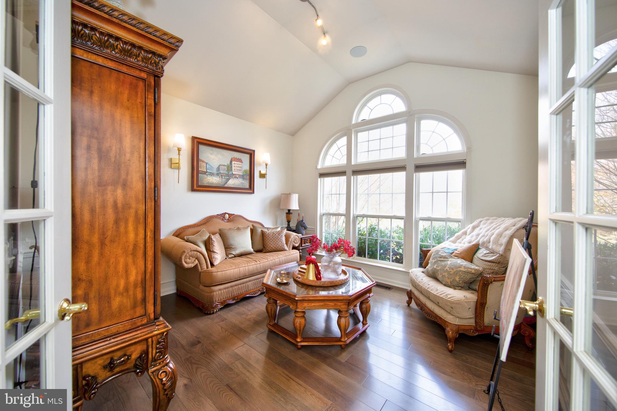 188 CAMPUS LAKES COURT