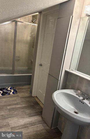 WOODRIDGE EAST - Residential