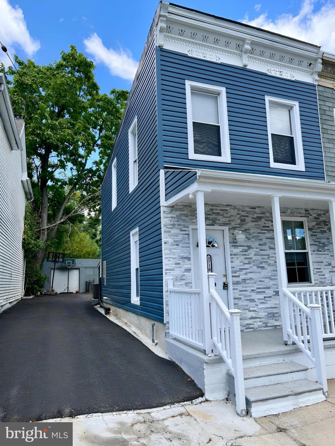 SAINT JOSEPHS - Residential