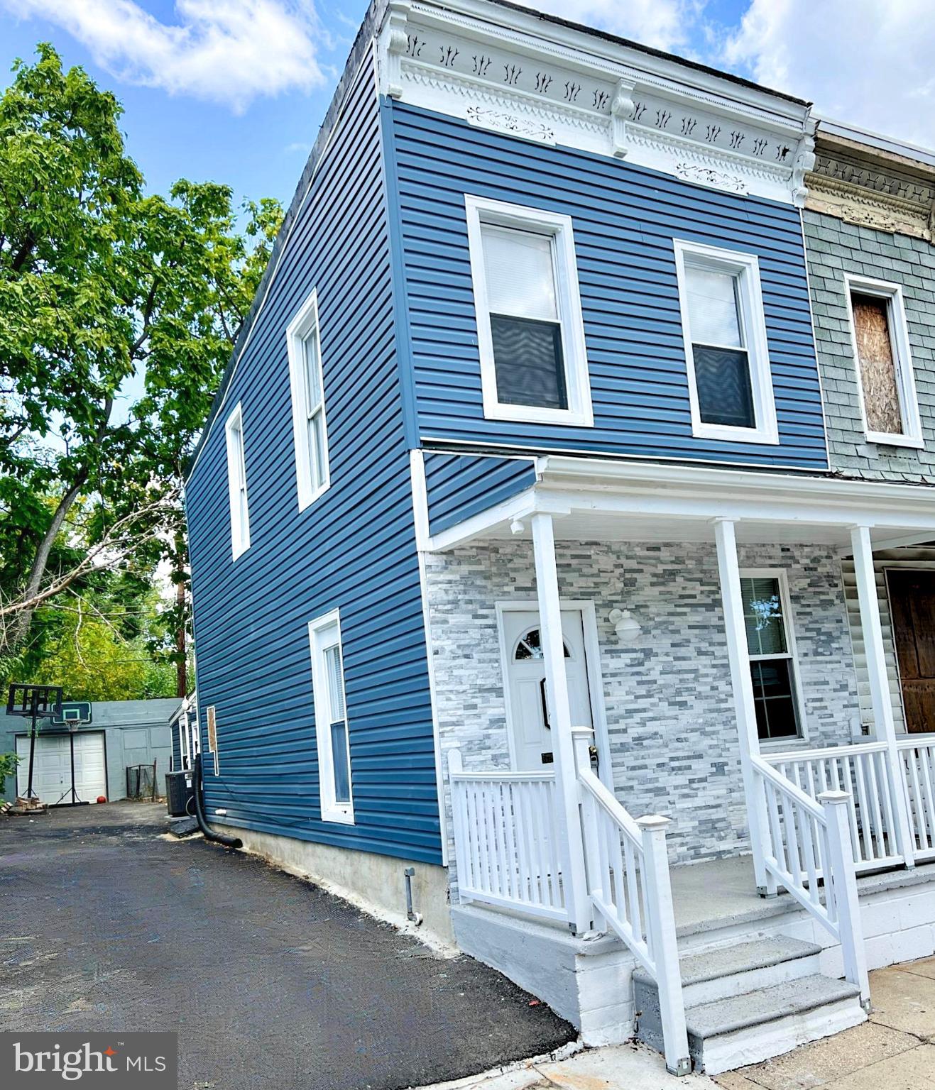SAINT JOSEPHS - Residential