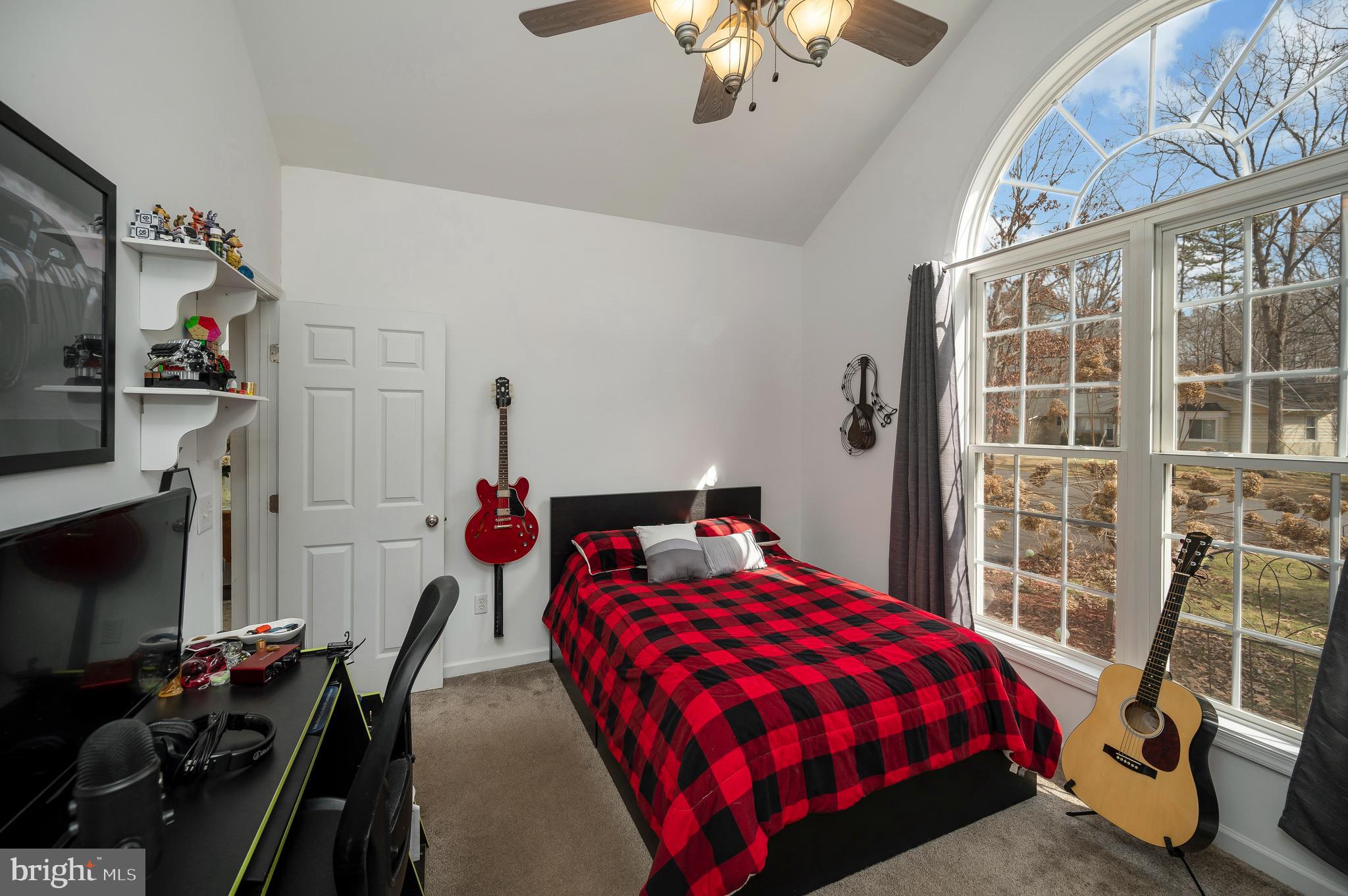 LAKE OF THE WOODS - Residential