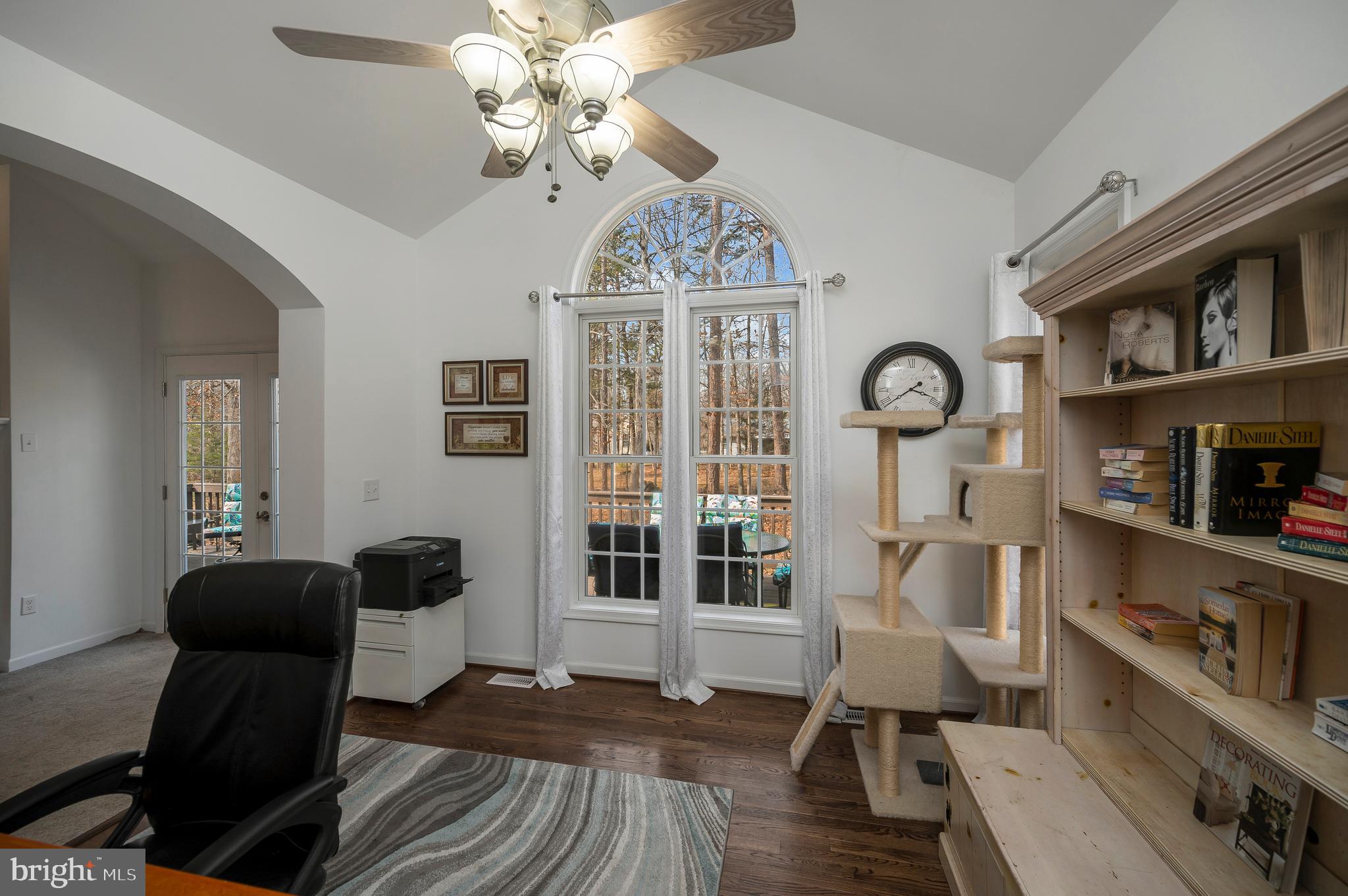 LAKE OF THE WOODS - Residential