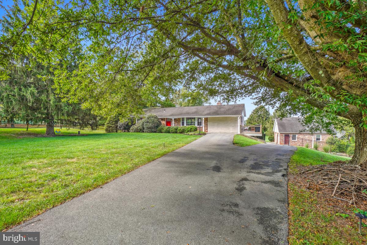 2182 SUGARLOAF PARKVIEW LANE