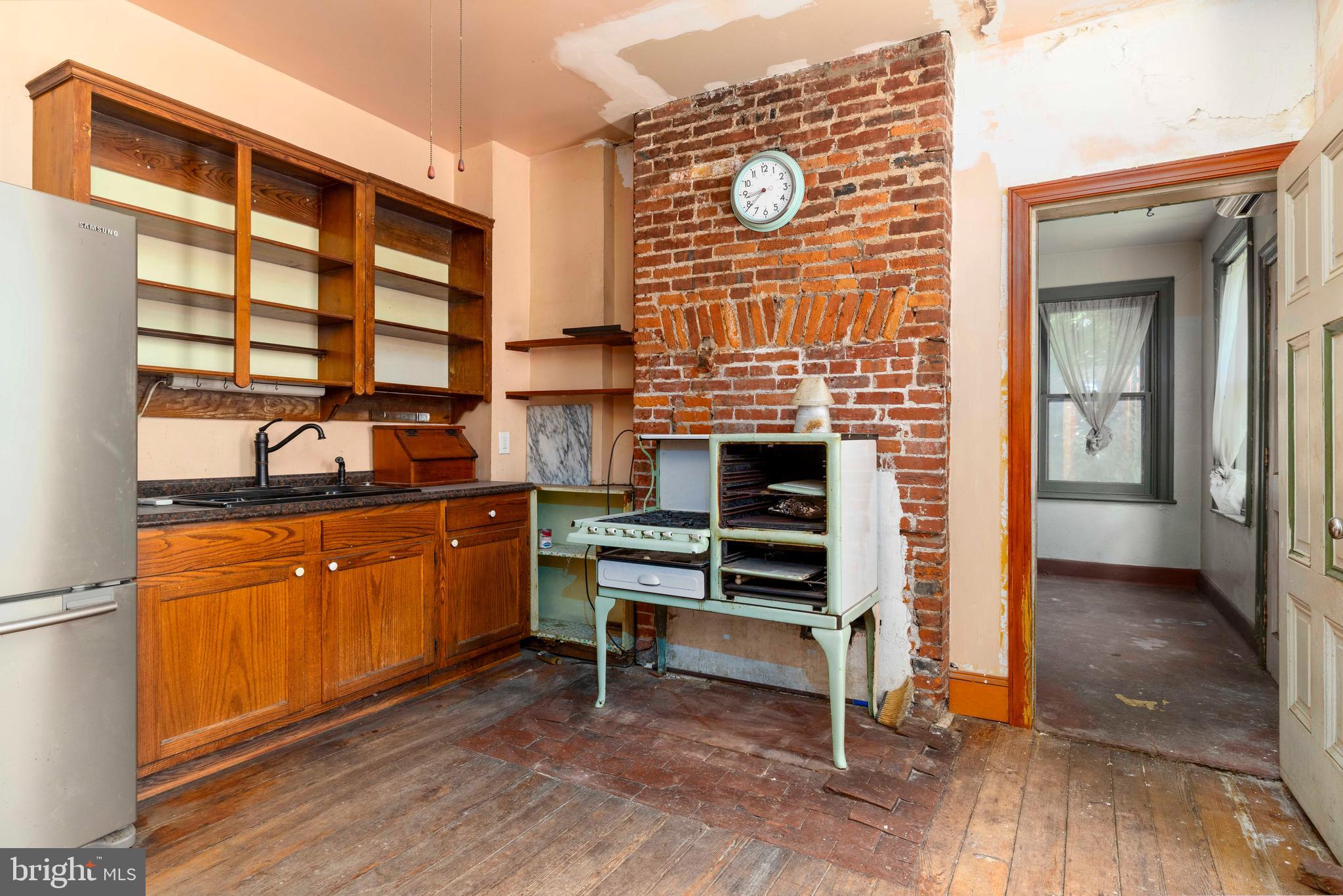 FAIRMOUNT - Residential