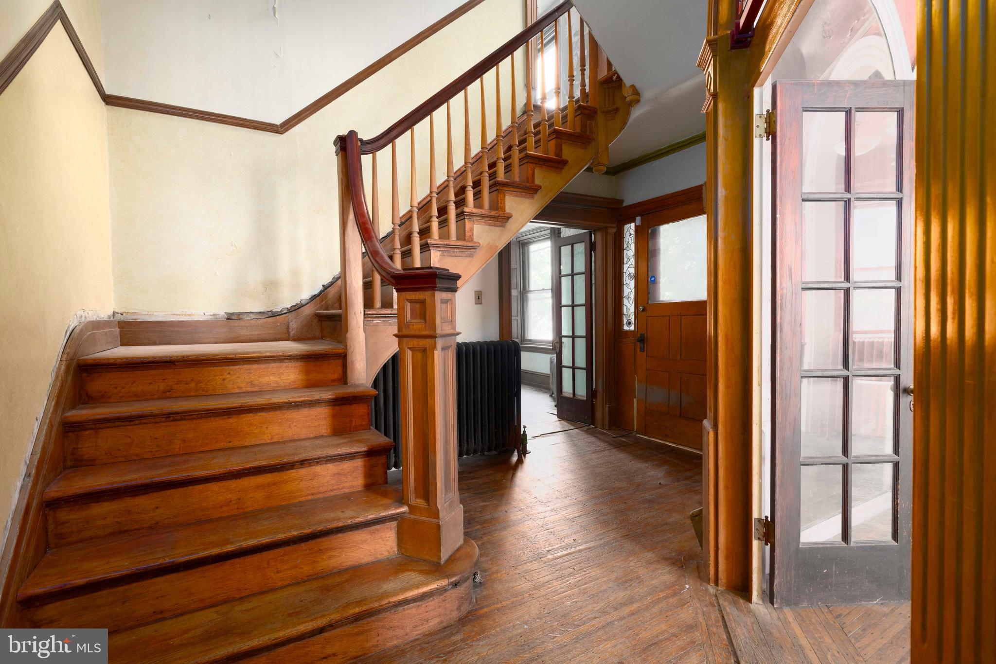 FAIRMOUNT - Residential