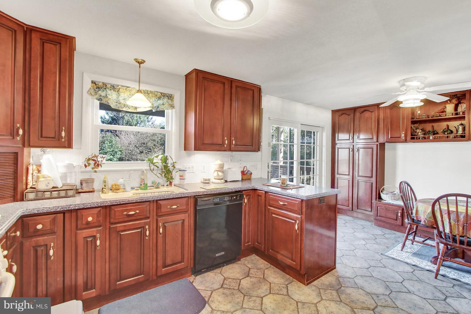 HAINES ACRES - Residential