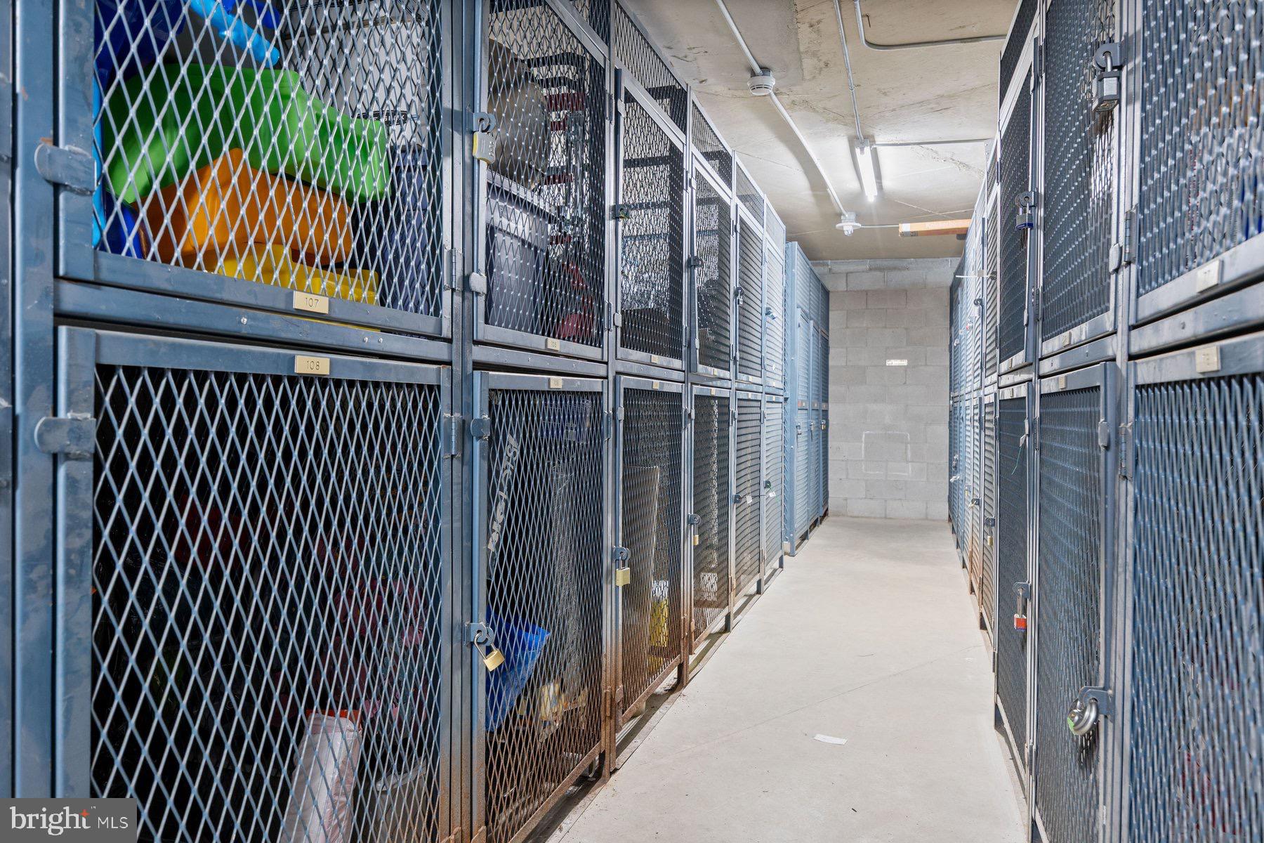 RIDGELY TOWSON CENTER - Residential