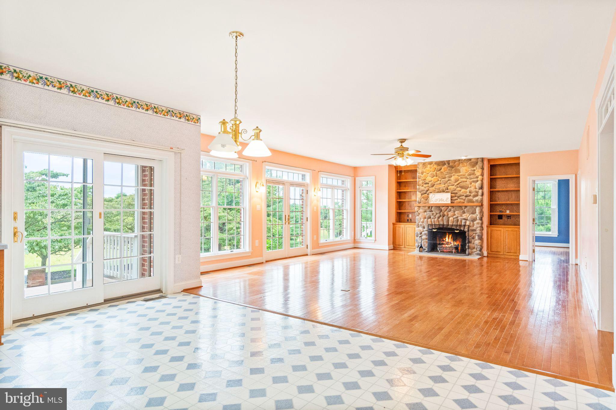 WATERFORD - Residential