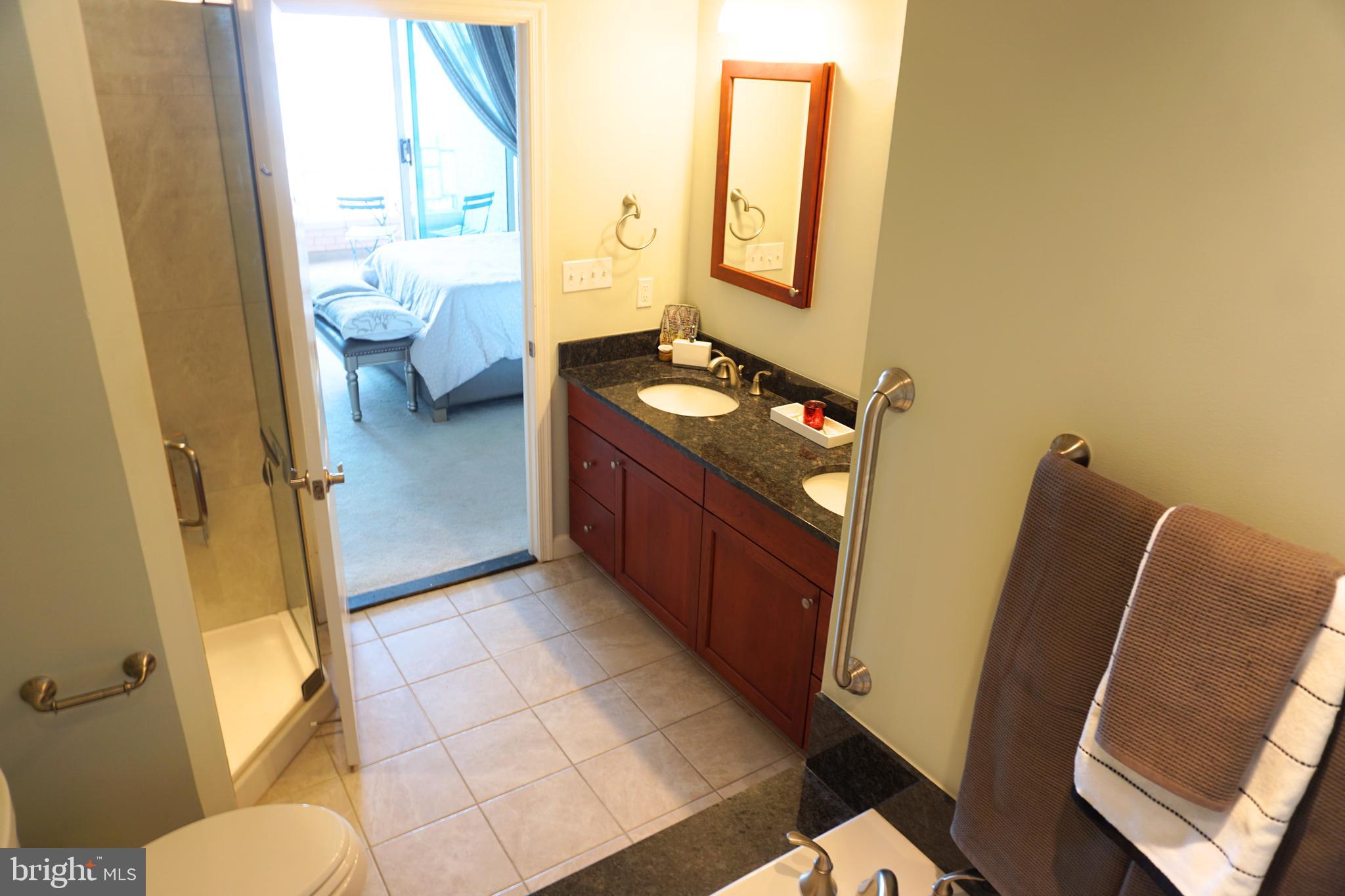 HARBORVIEW CONDOMINIUMS - Residential