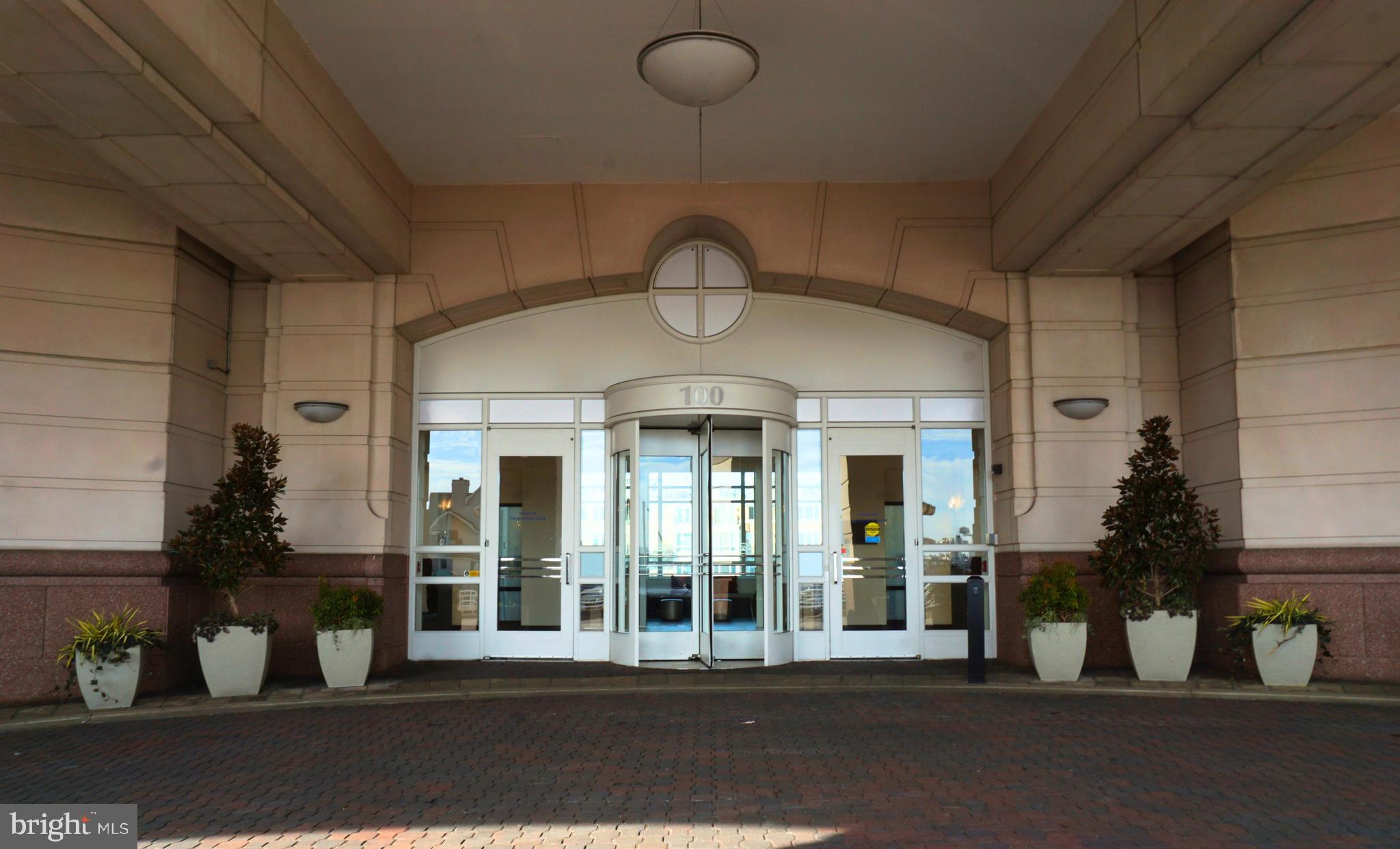 HARBORVIEW CONDOMINIUMS - Residential